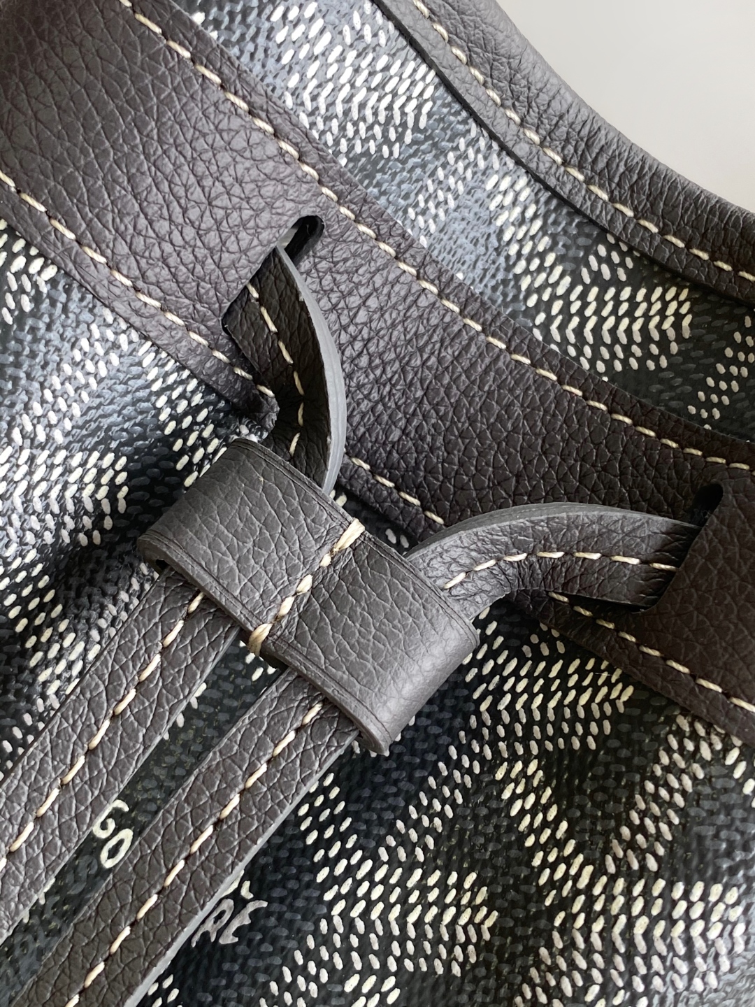 Goyard Petite Flot Bucket Bag grayTan 139758379