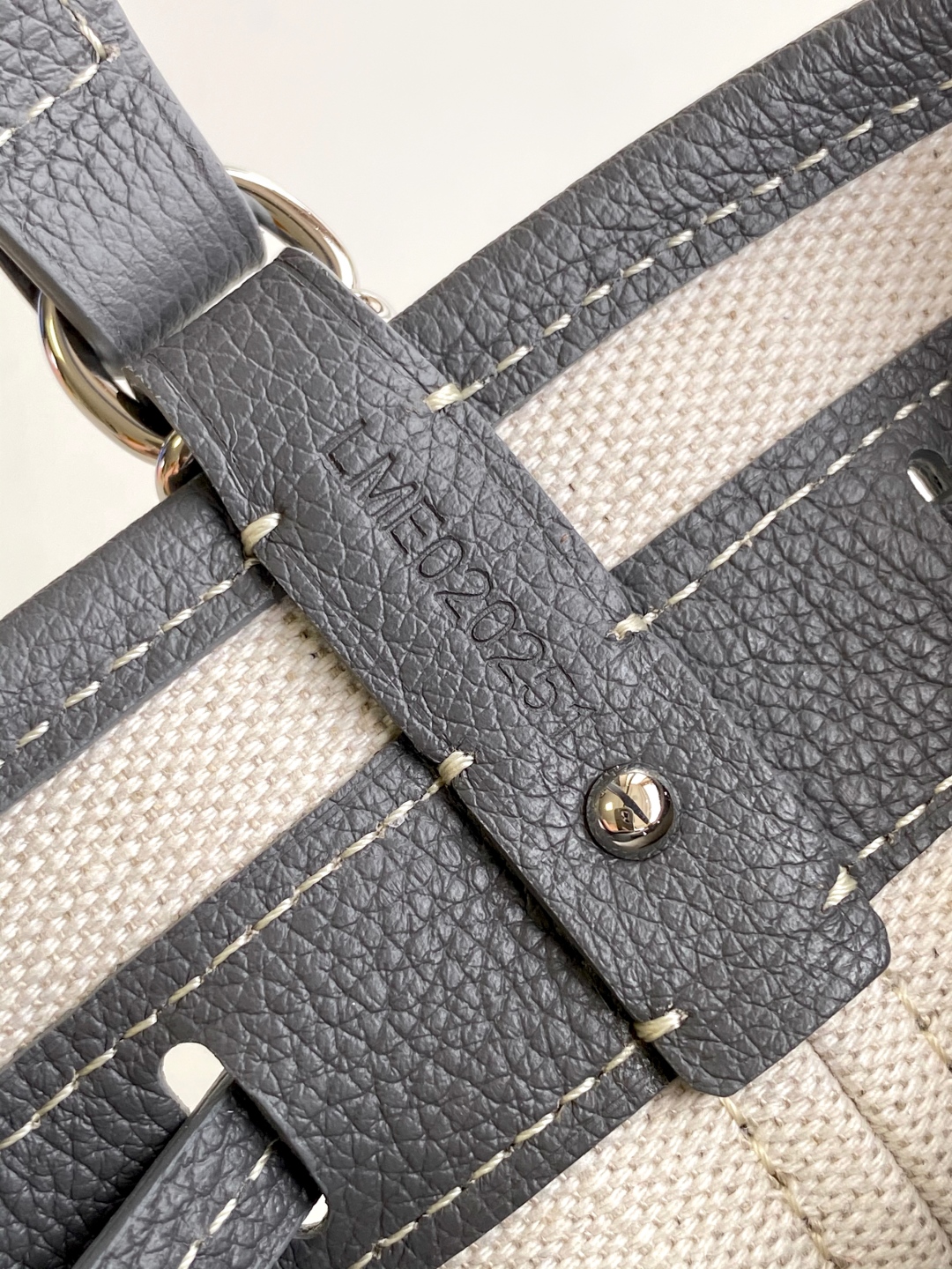 Goyard Petite Flot Bucket Bag grayTan 139758379