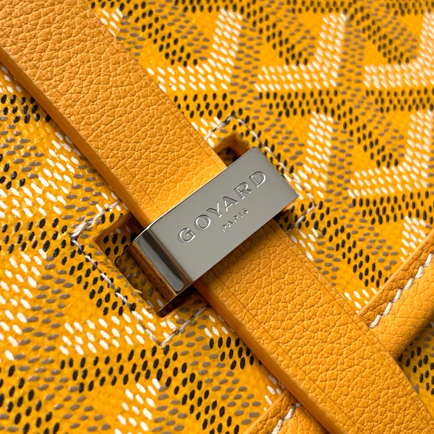 GOYARD Goyardine Belvedere II PM Messenger Bag Yellow
