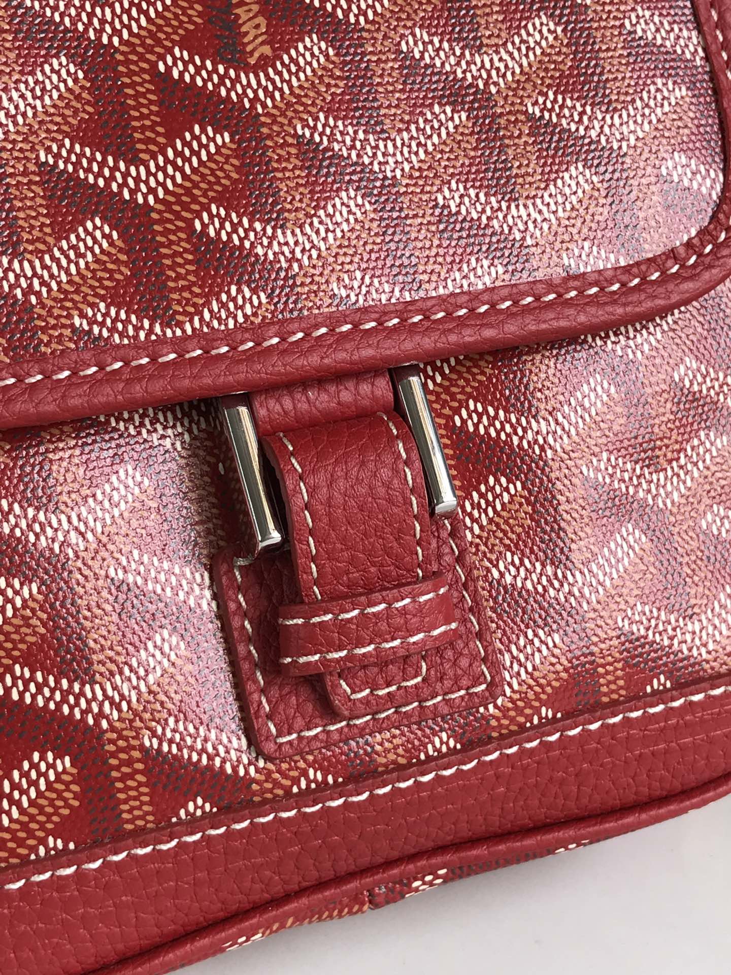 GOYARD Chevron Grand Blue PM Red 923372