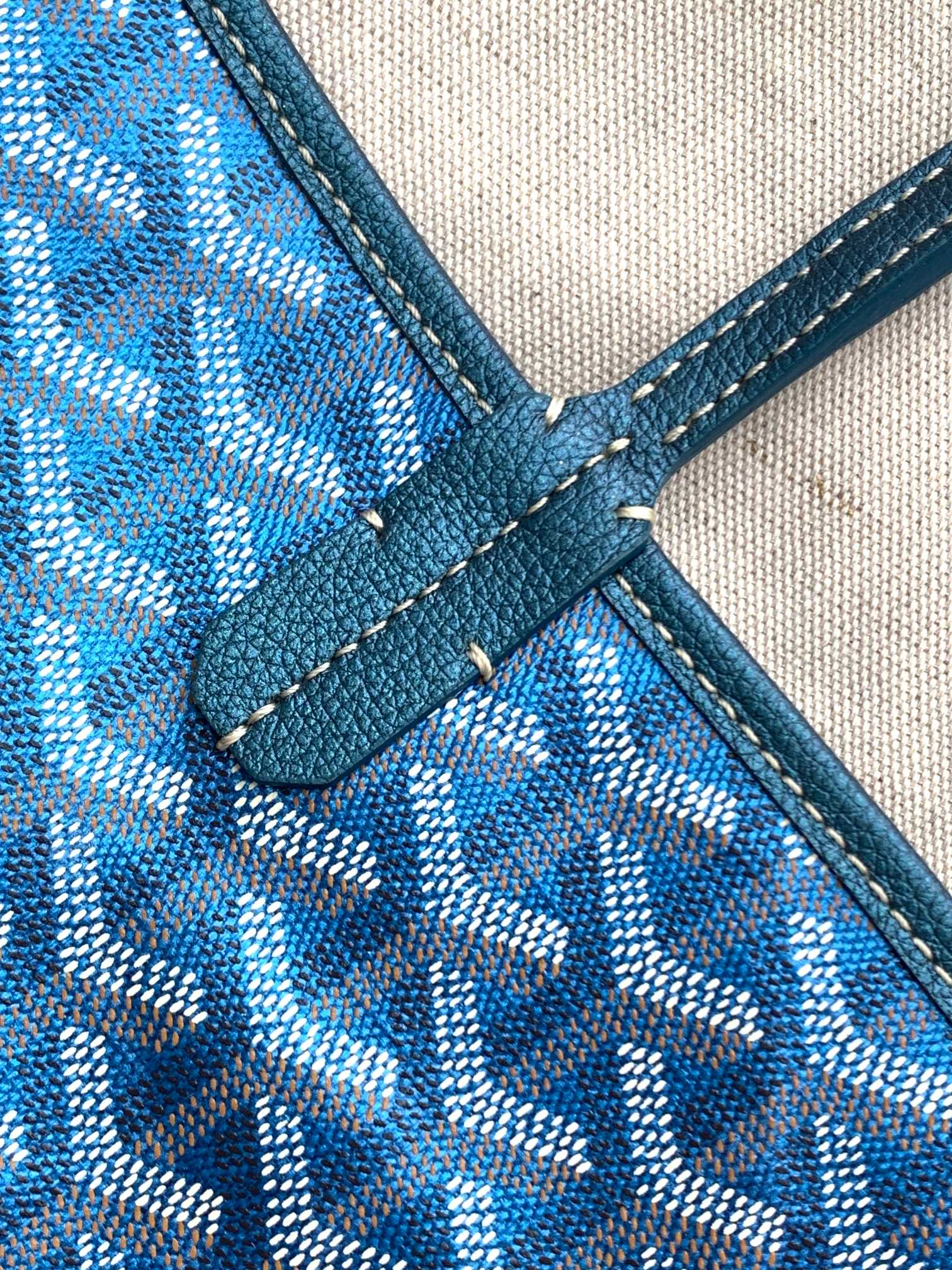 Goyard Pre-Loved Saint Louis Pearly PM limited-edition bag for Women - Blue in