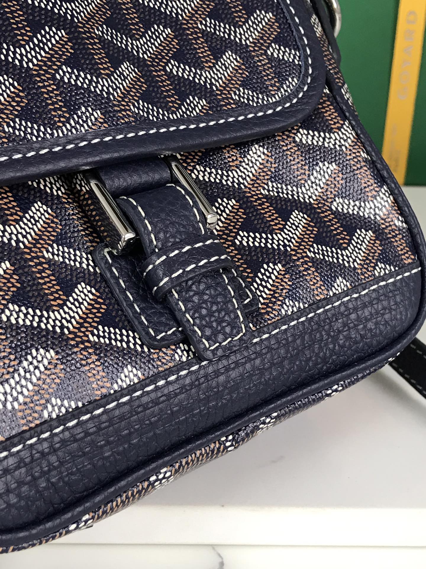 GOYARD Goyardine Plumet Wallet Clutch Navy 1676538