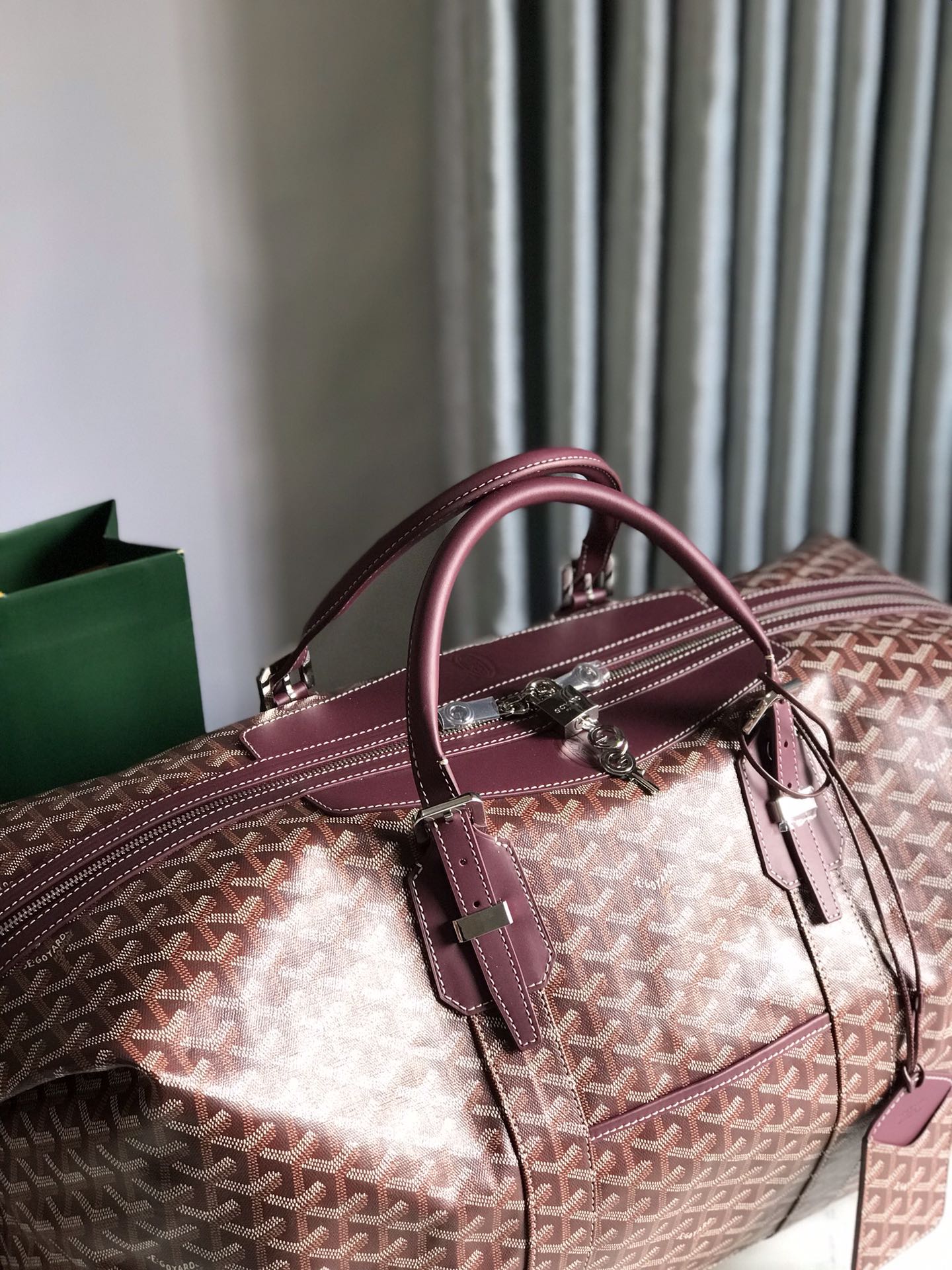 Goyard Sac Boeing 55 Duffle Handbag in Goyard Burgundy