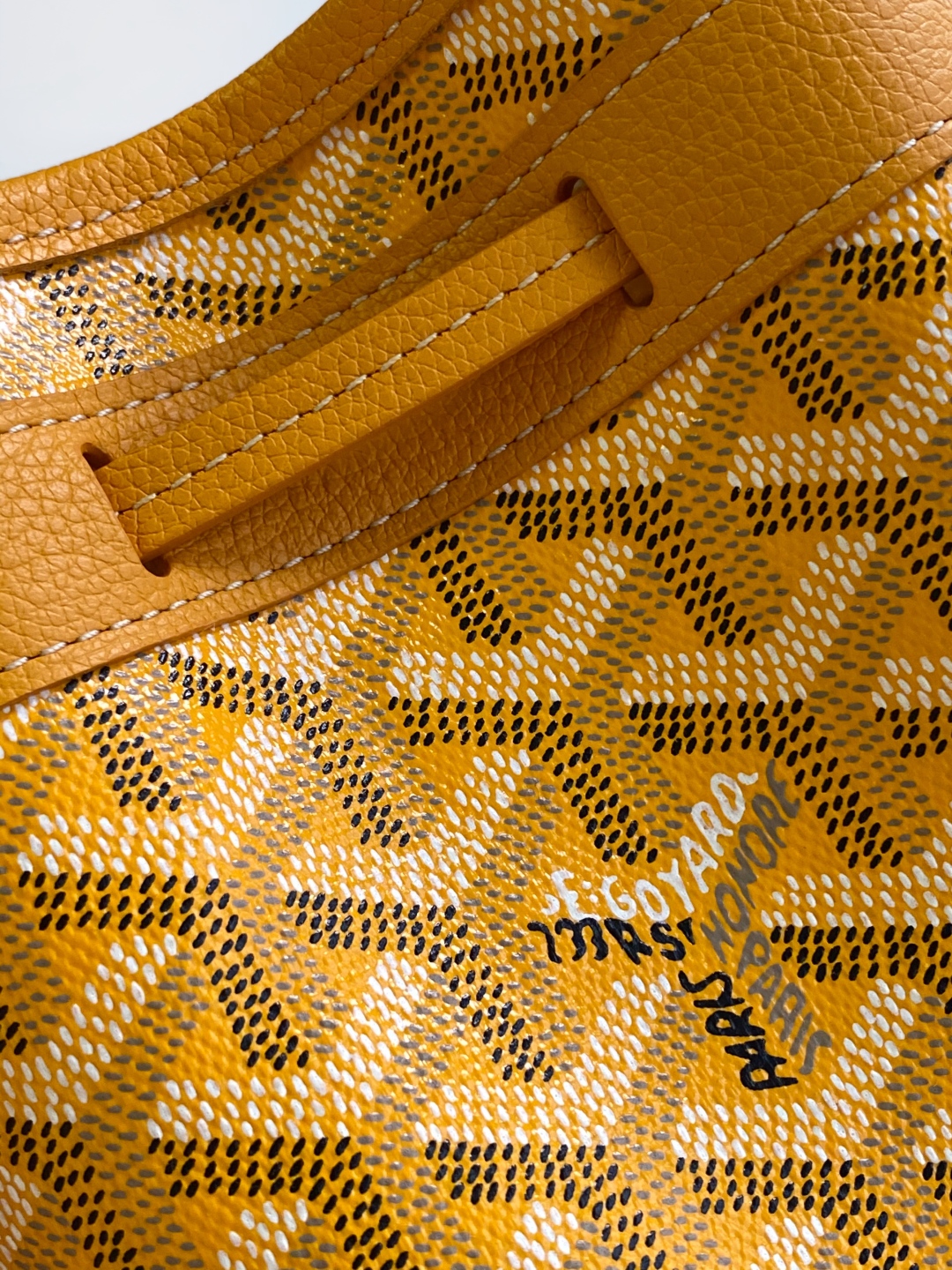 Goyard Petite Flot Bucket Bag yellow Tan 139758379