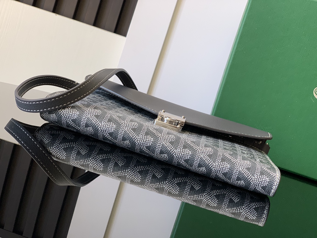 Goyard Chypre Wallet-Pouch 'Gray' CHYPRPPMLTY51CL51P