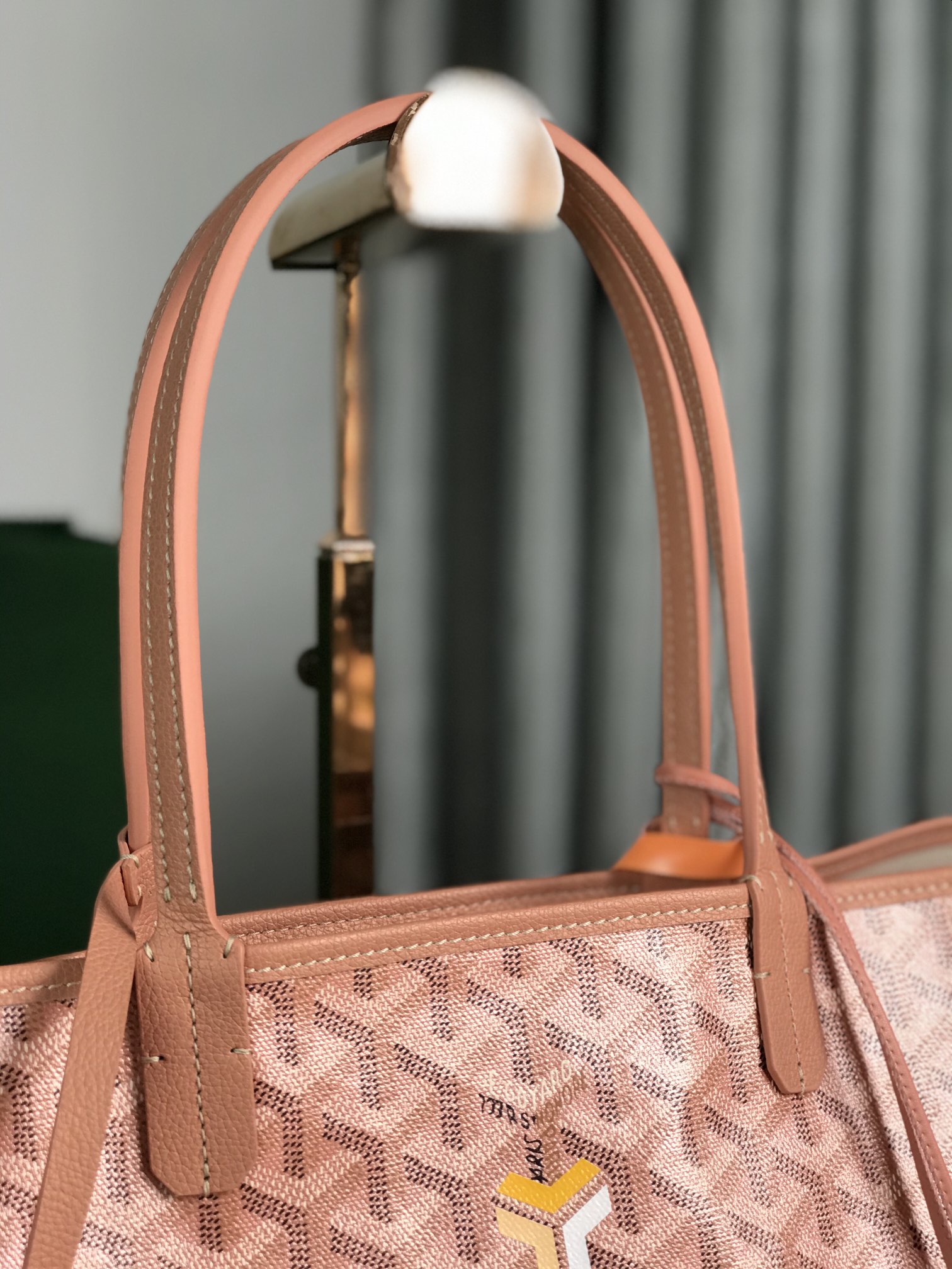 GOYARD Iridescent Goyardine Saint Louis PM Pearly Coral bag in pink