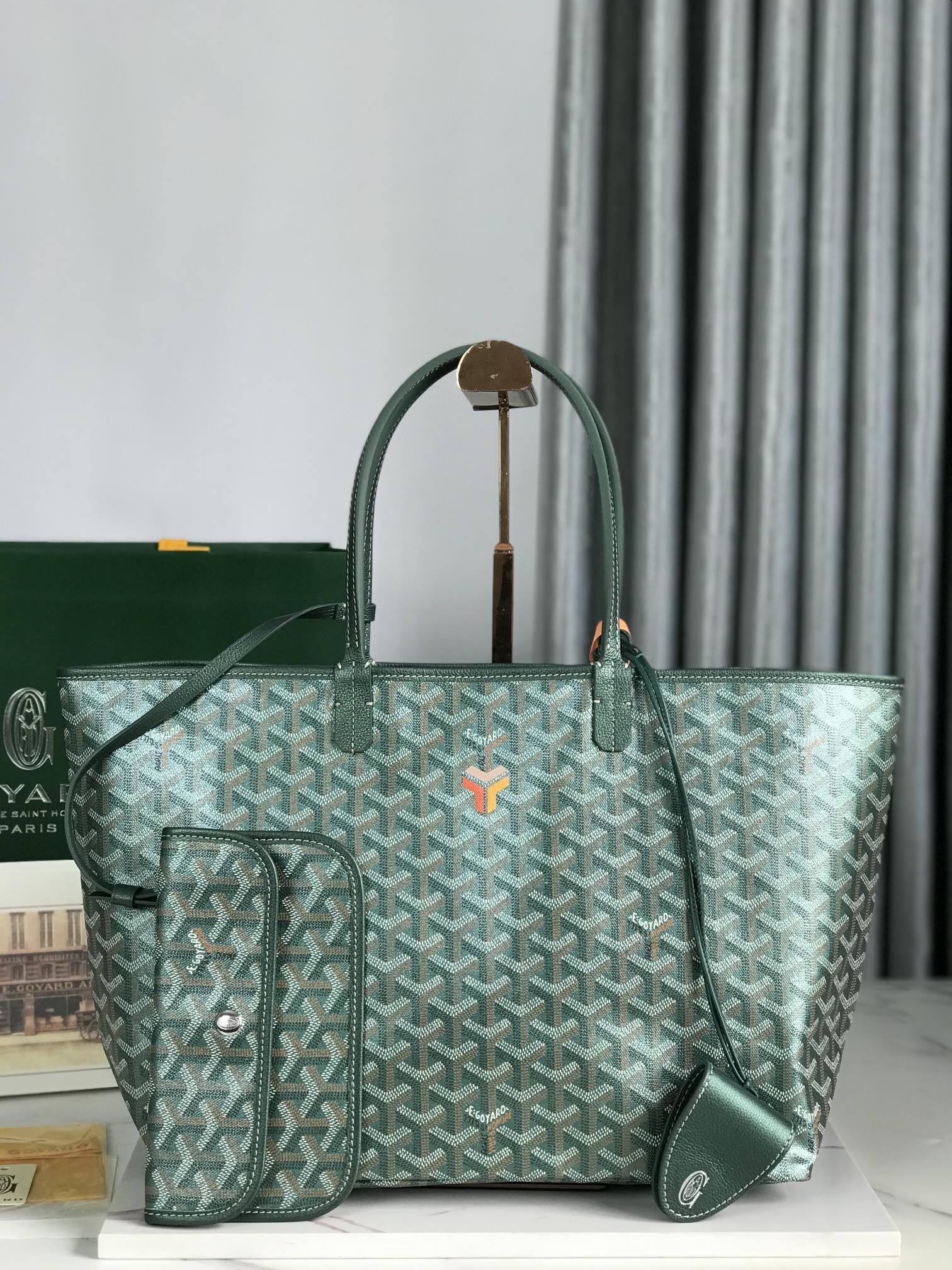 Goyard Women Sac Saint Louis GM in Goyardin bag green