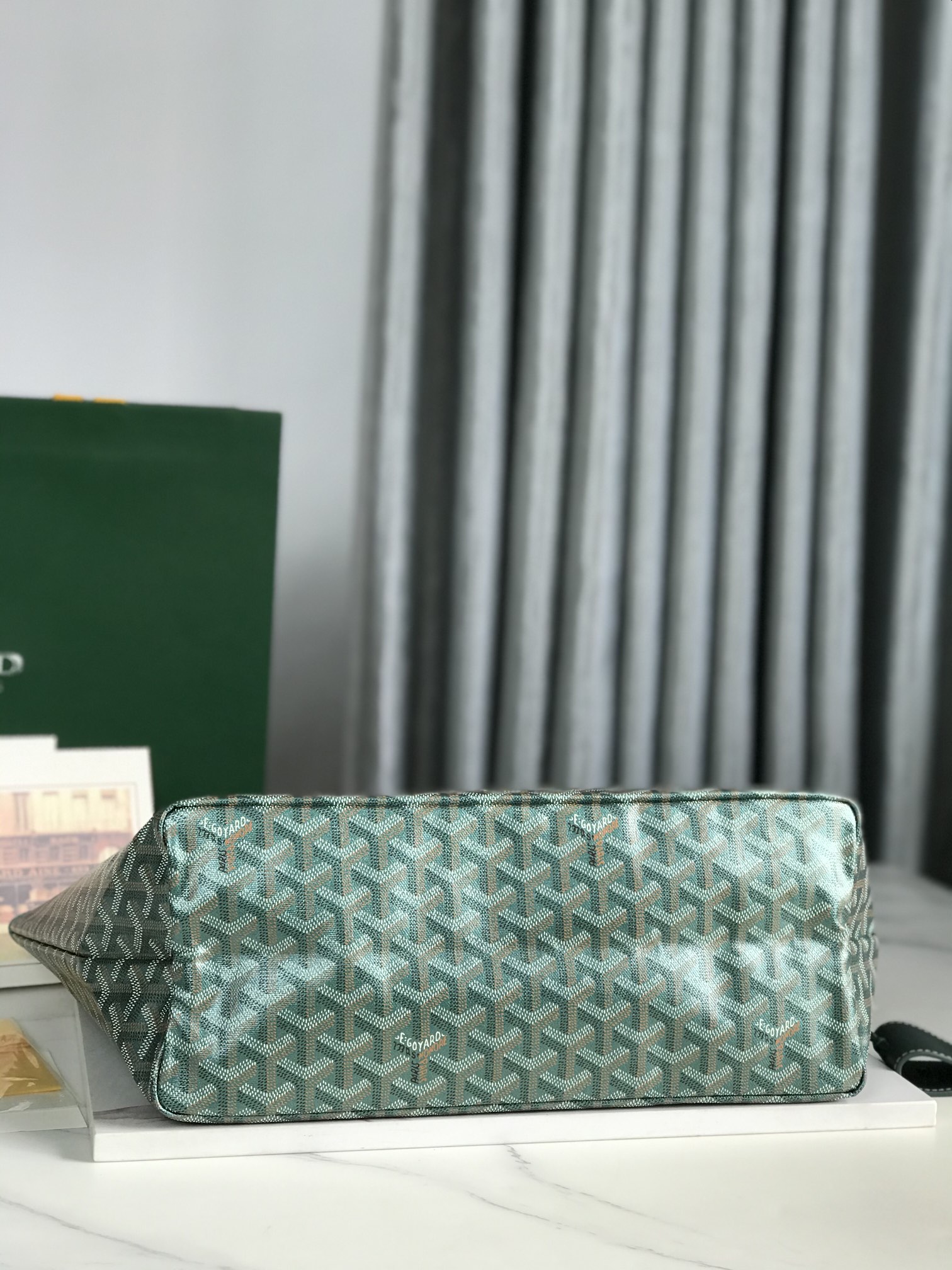 Goyard Women Sac Saint Louis GM in Goyardin bag green