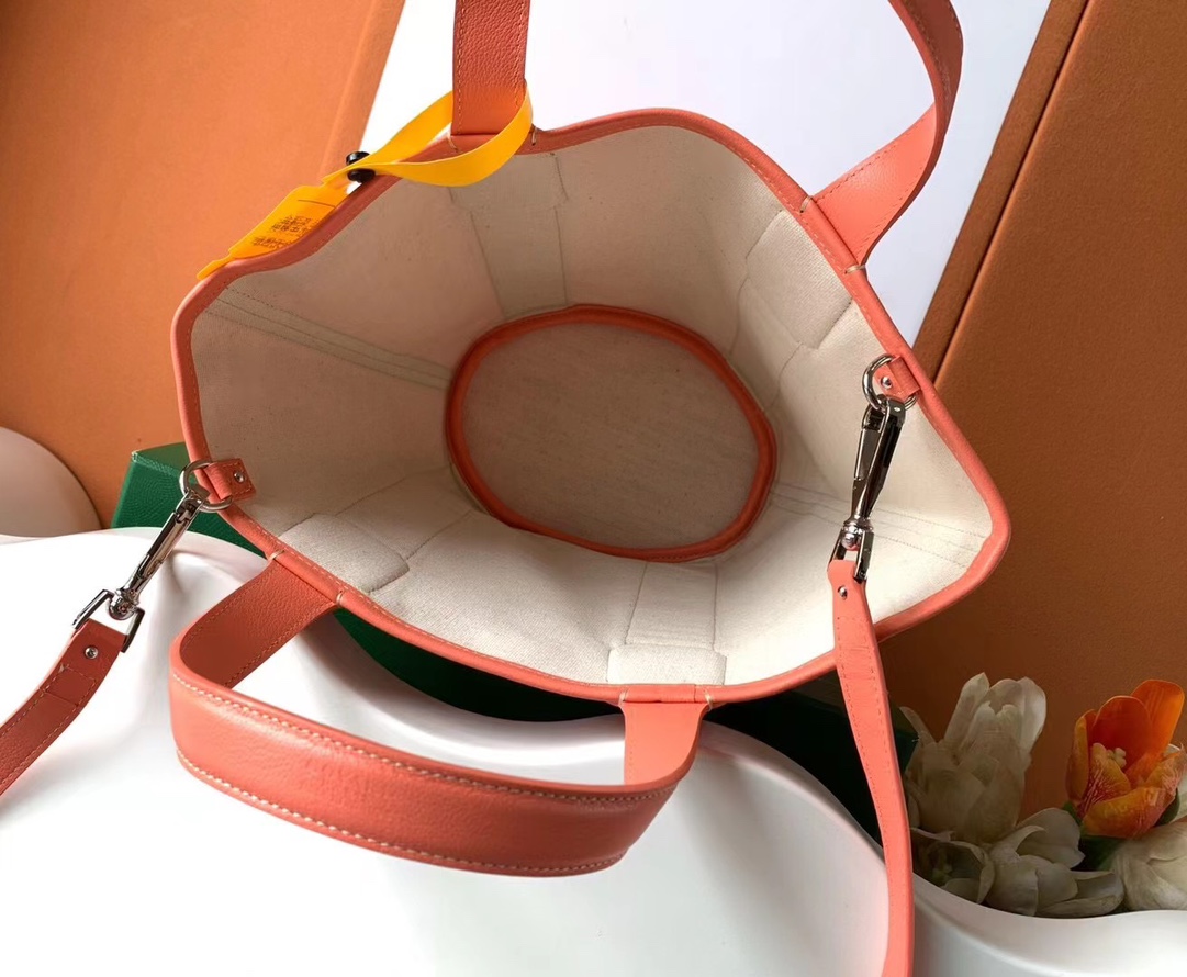 GOYARD Goyardine Belharra PM Coral 1500814 |