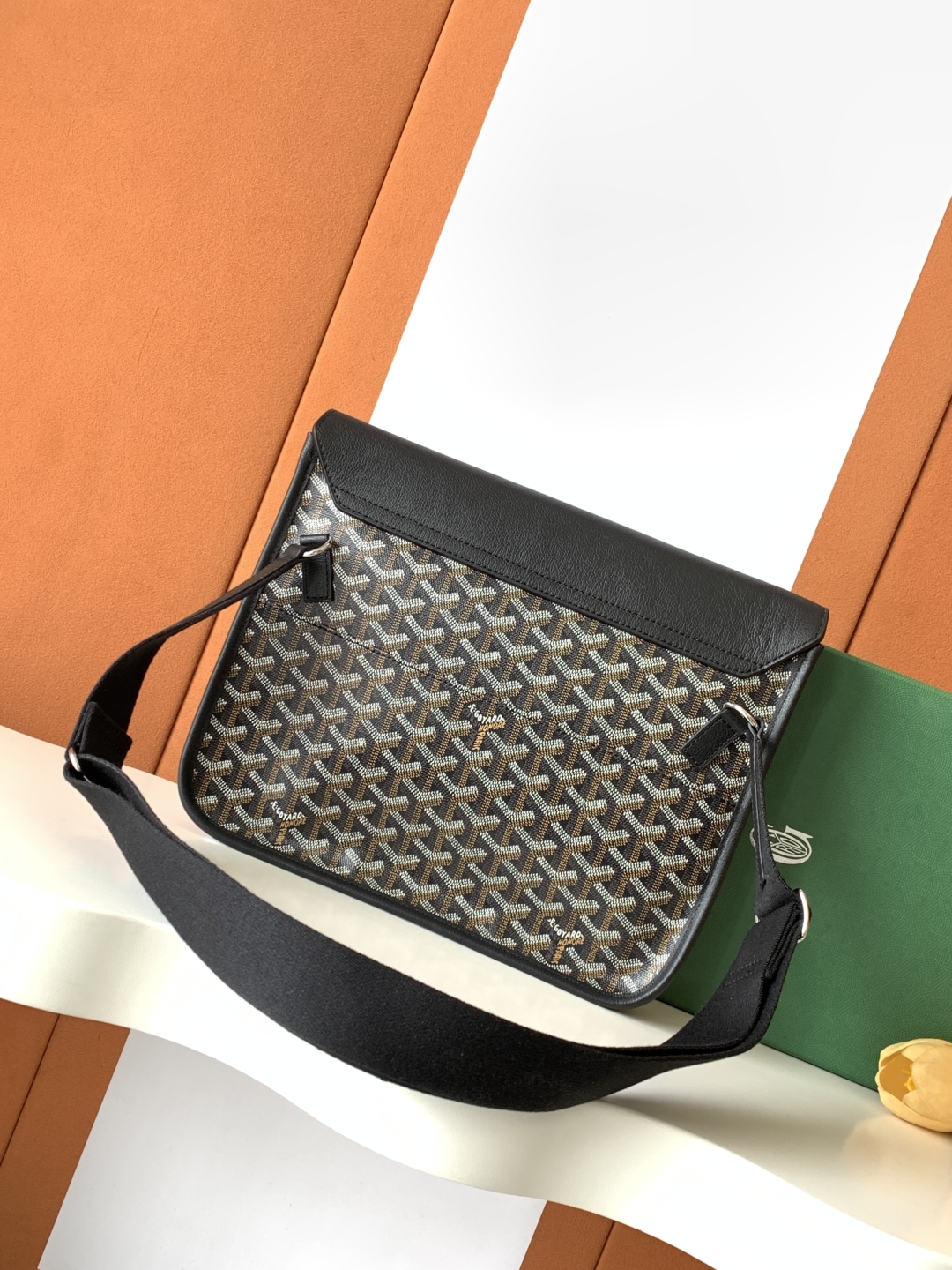 Goyard Coursier Messenger Crossbody Bag black