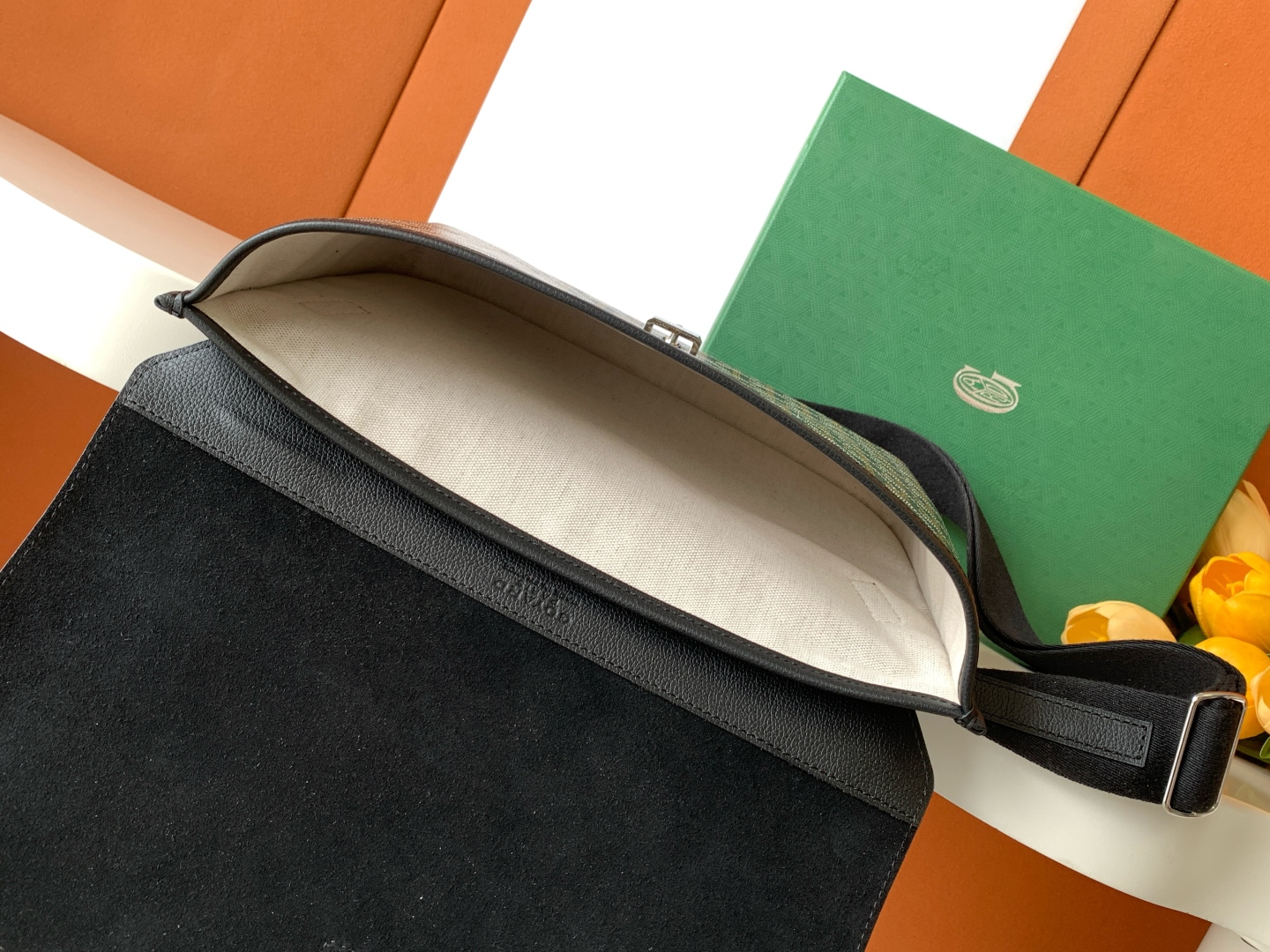 Goyard Coursier Messenger Crossbody Bag black