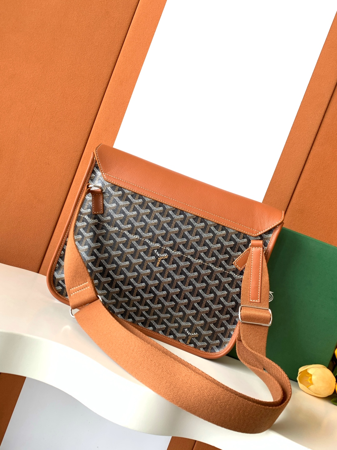 Goyard Coursier Messenger Crossbody Bag Brown