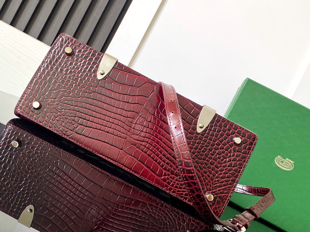 Goyard Matignon Crocodile Pattern Leather Top Handle Bag – red