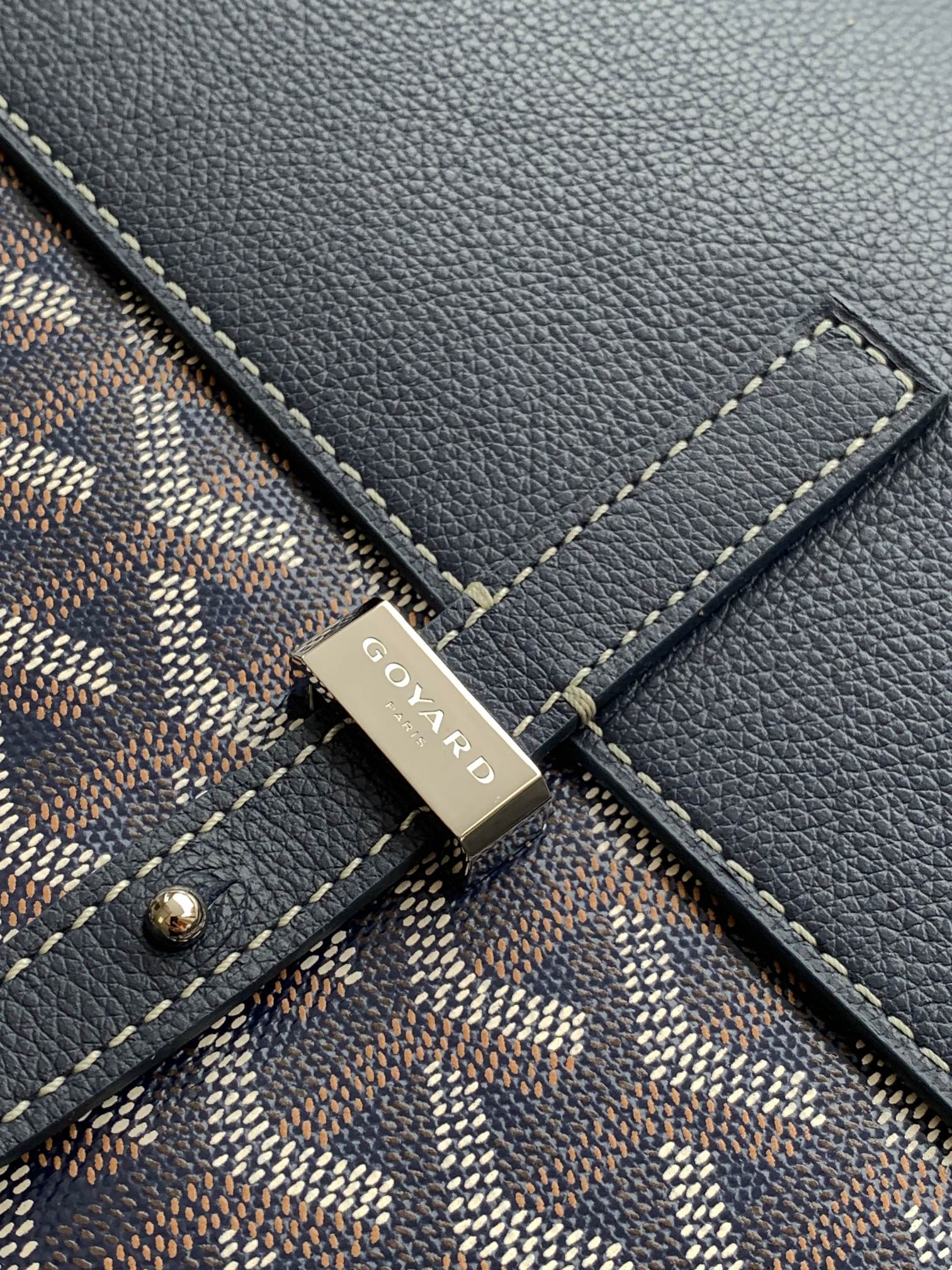 Goyard Coursier Messenger Crossbody Bag Blue navy