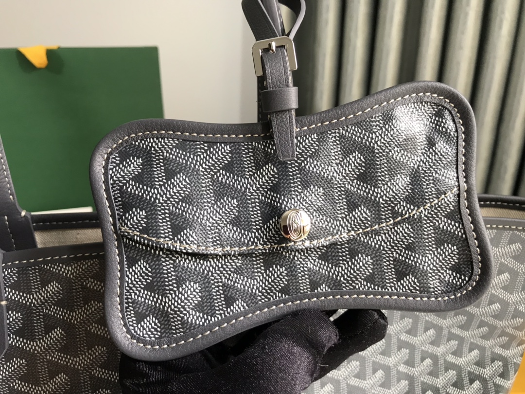 Goyard Chien Gris Pet Carrier Tote Coated Canvas bag black