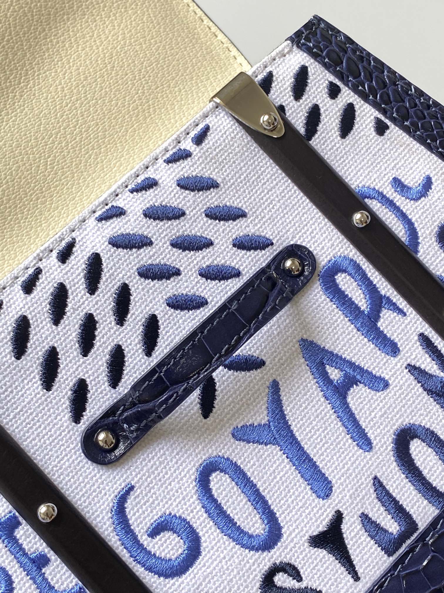 Goyard Matignon Crocodile Pattern Leather Top Handle Bag – Blue navy