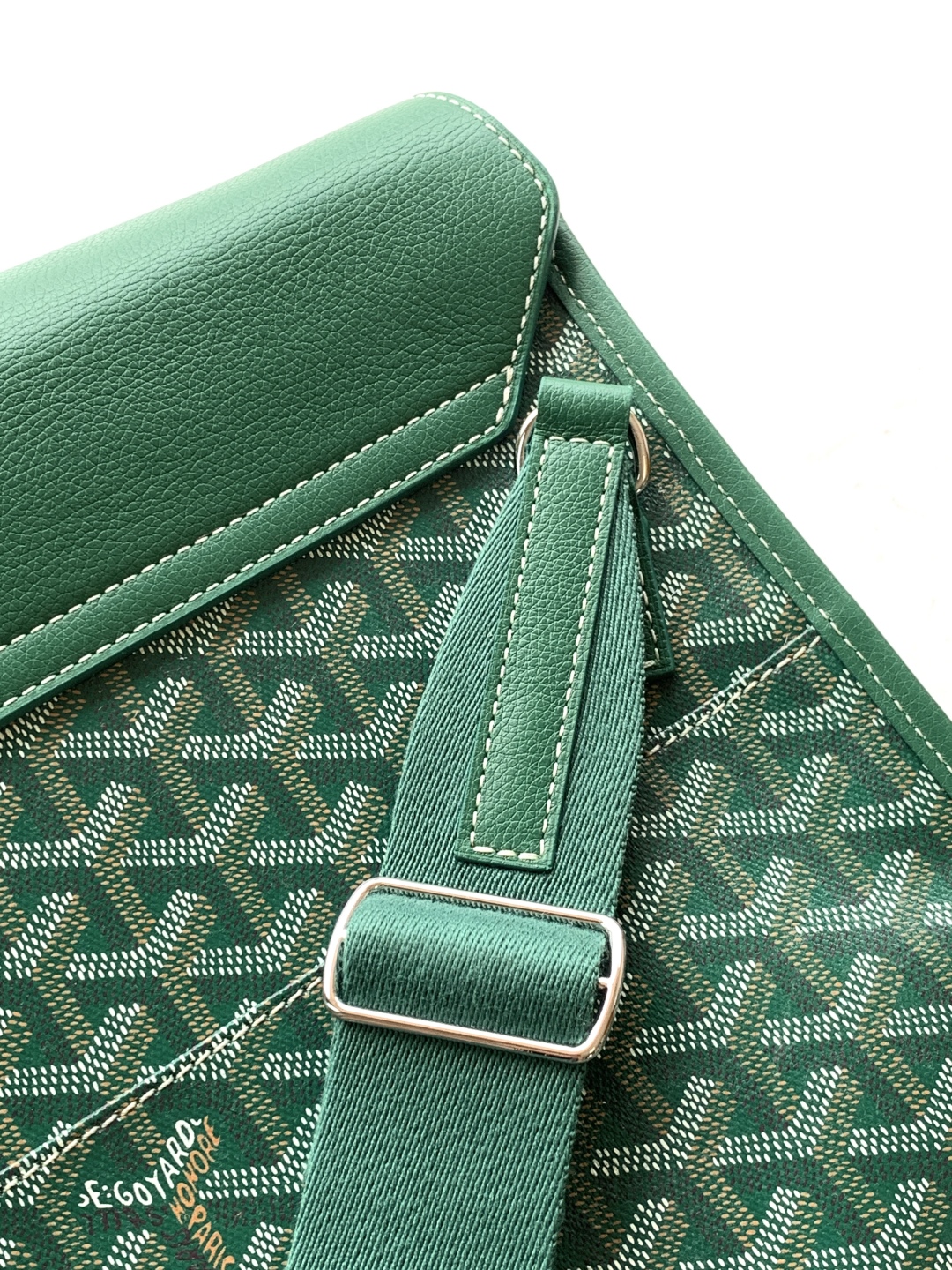 Goyard green  Goyardine Canvas Chypre Wallet Pouch Cloth