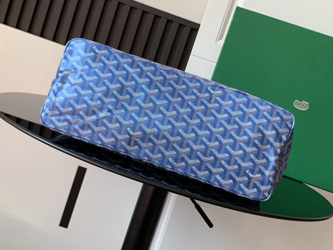 Goyard Goyardine Pearly Blue Boheme PM Hobo Bag ...