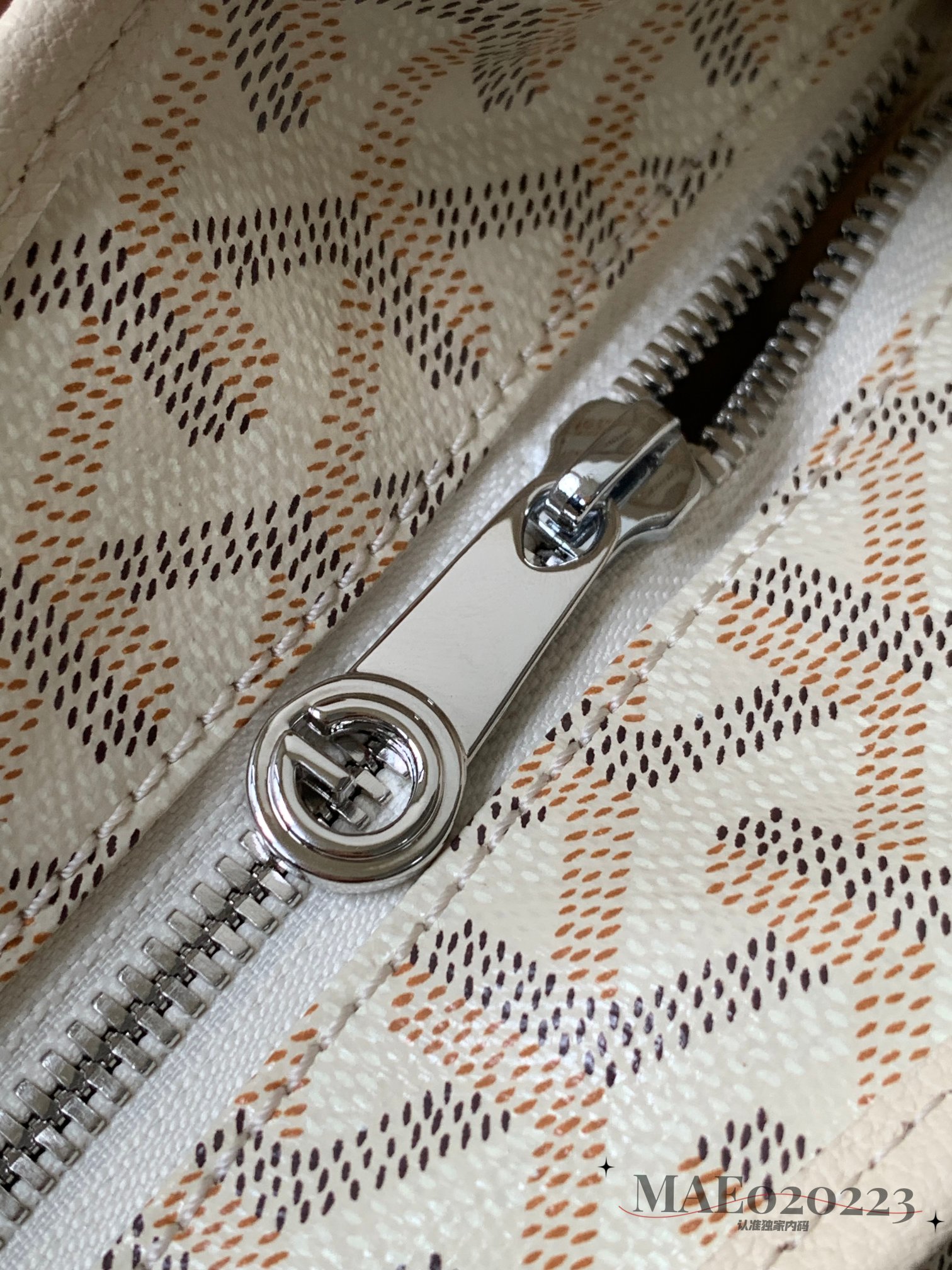 Goyard Bohème Hobo Bag Grey Beige Women's Tote Bag