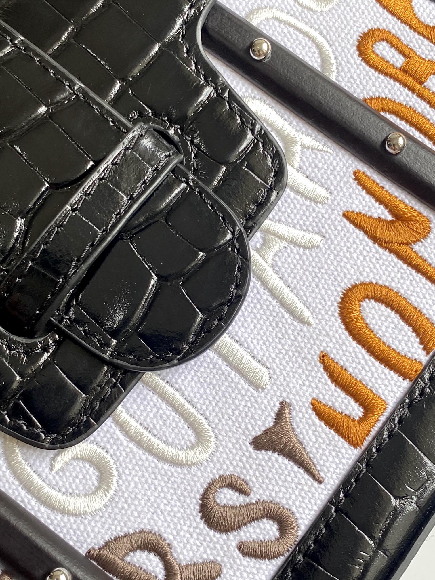 Goyard Matignon Crocodile Pattern Leather Top Handle Bag –black