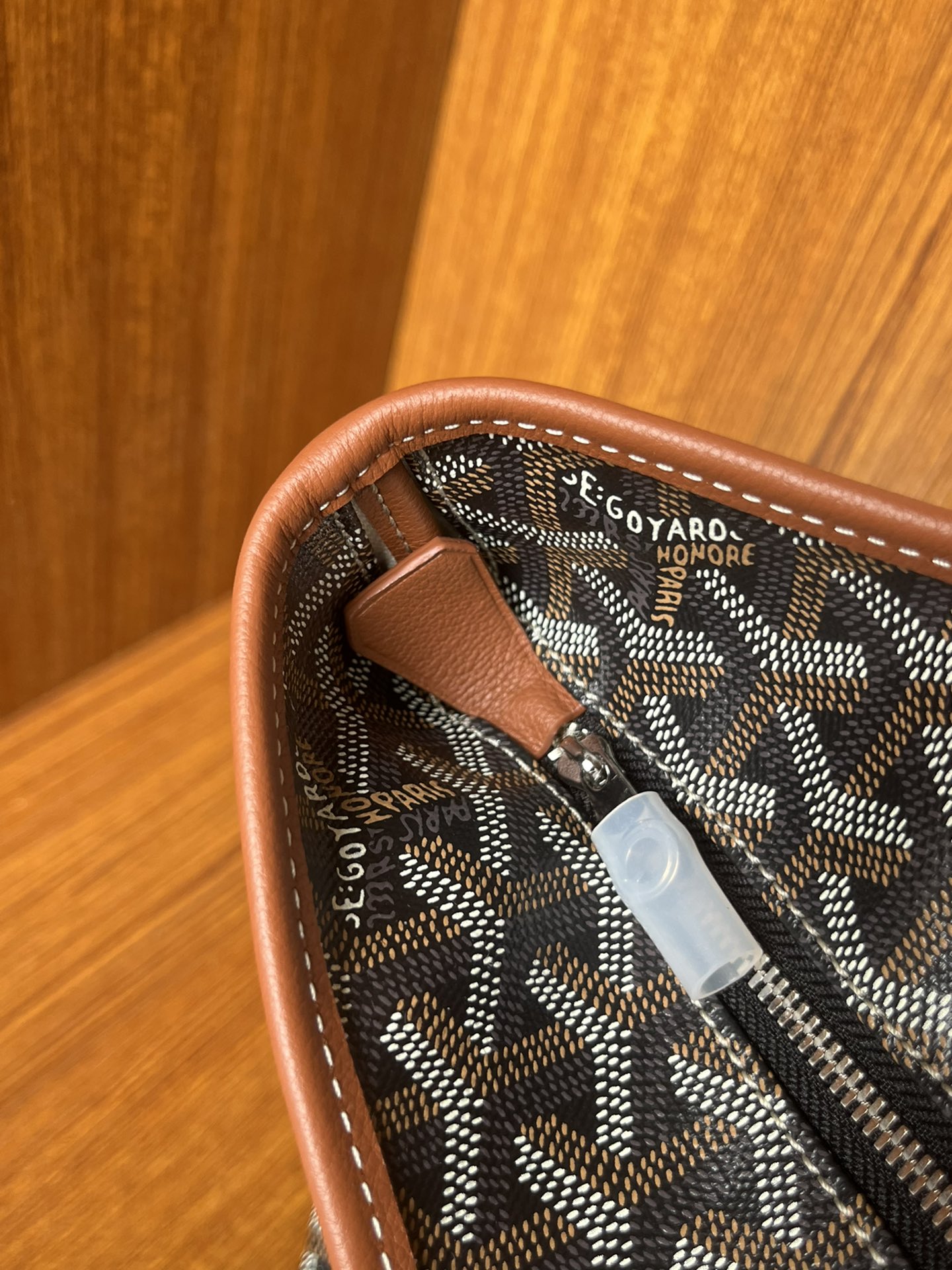 GOYARD Goyardine Artois PM Black Gold 1679216