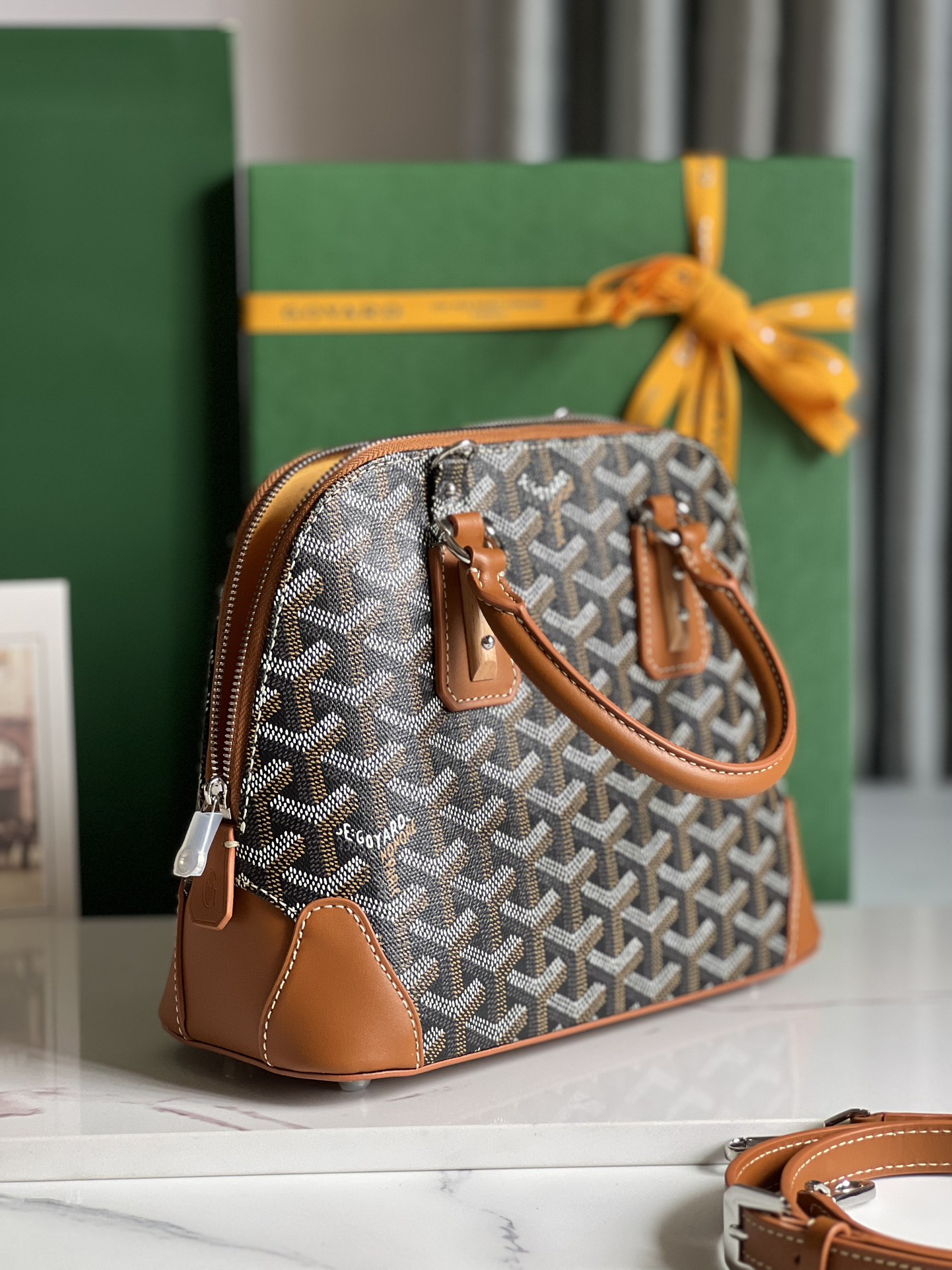 GOYARD Goyardine Mini Vendome Black Gold 1352511 |