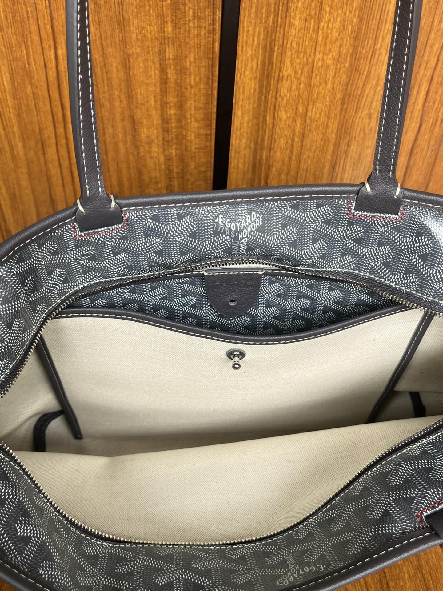 GOYARD Goyardine Artois PM Grey 1621222 |
