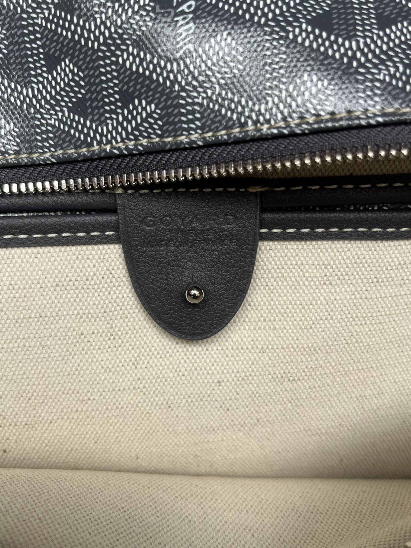 GOYARD Goyardine Artois PM Grey 1621222 |