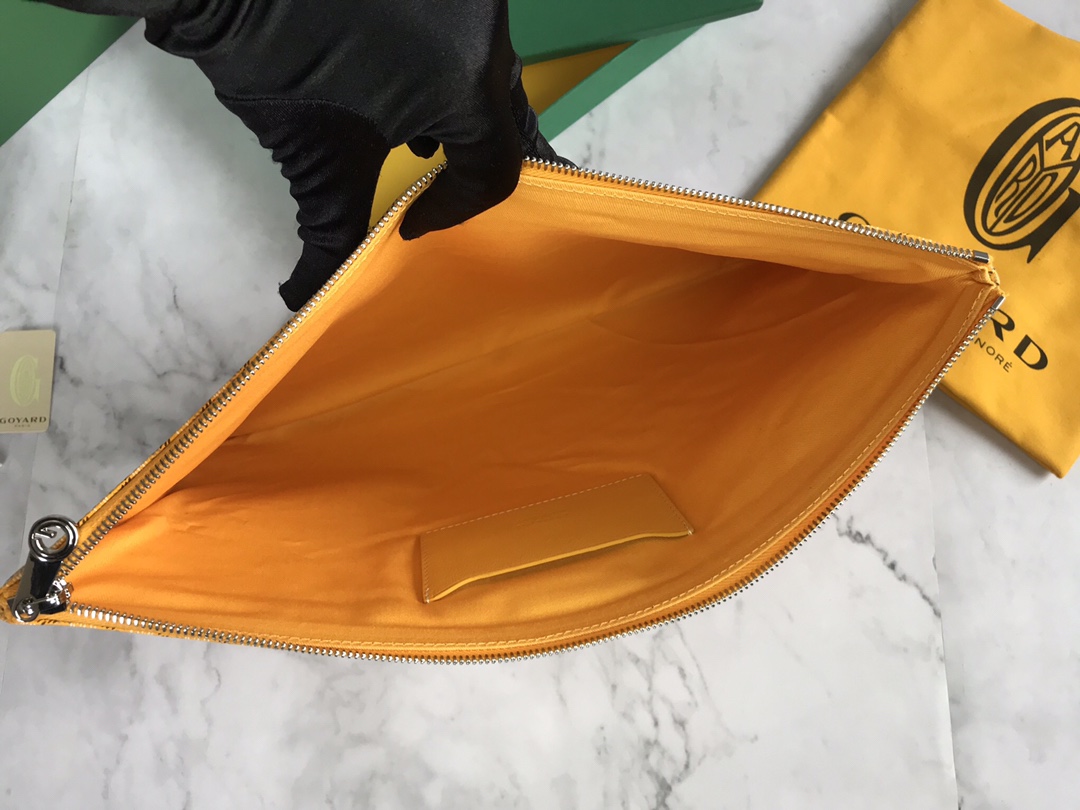 GOYARD Goyardine Senat Pochette GM Sky yellow