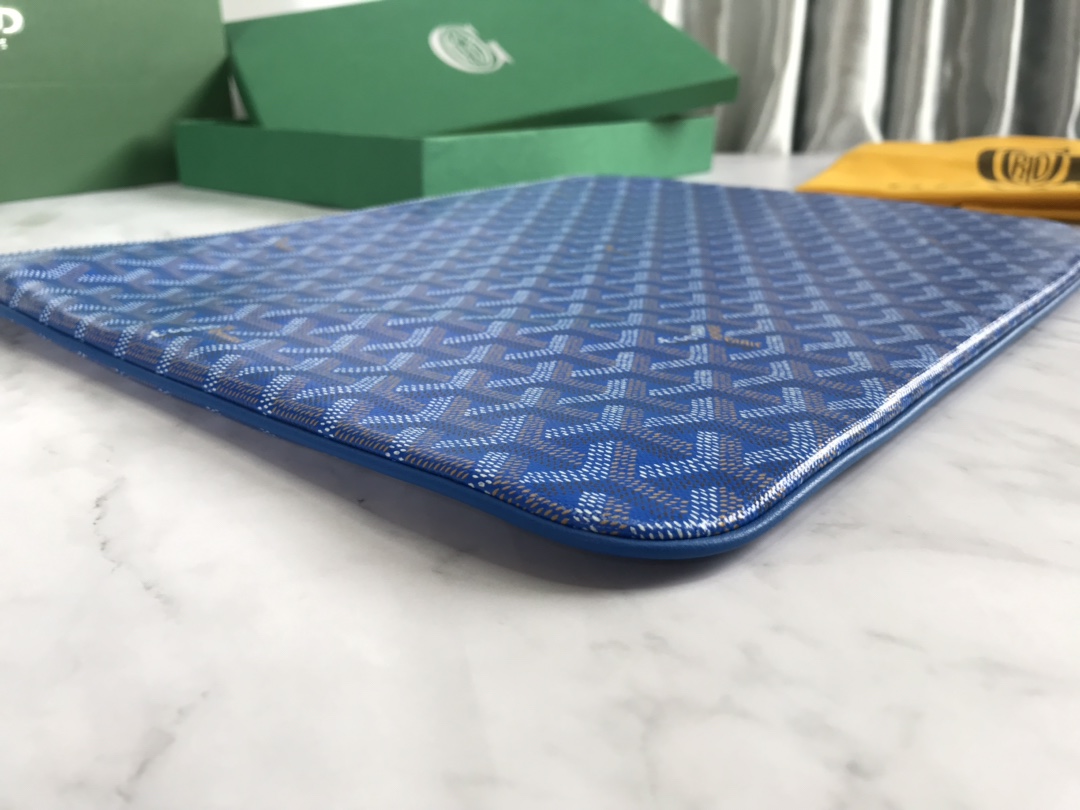 GOYARD Goyardine Senat Pochette GM Sky Blue 1259202 |
