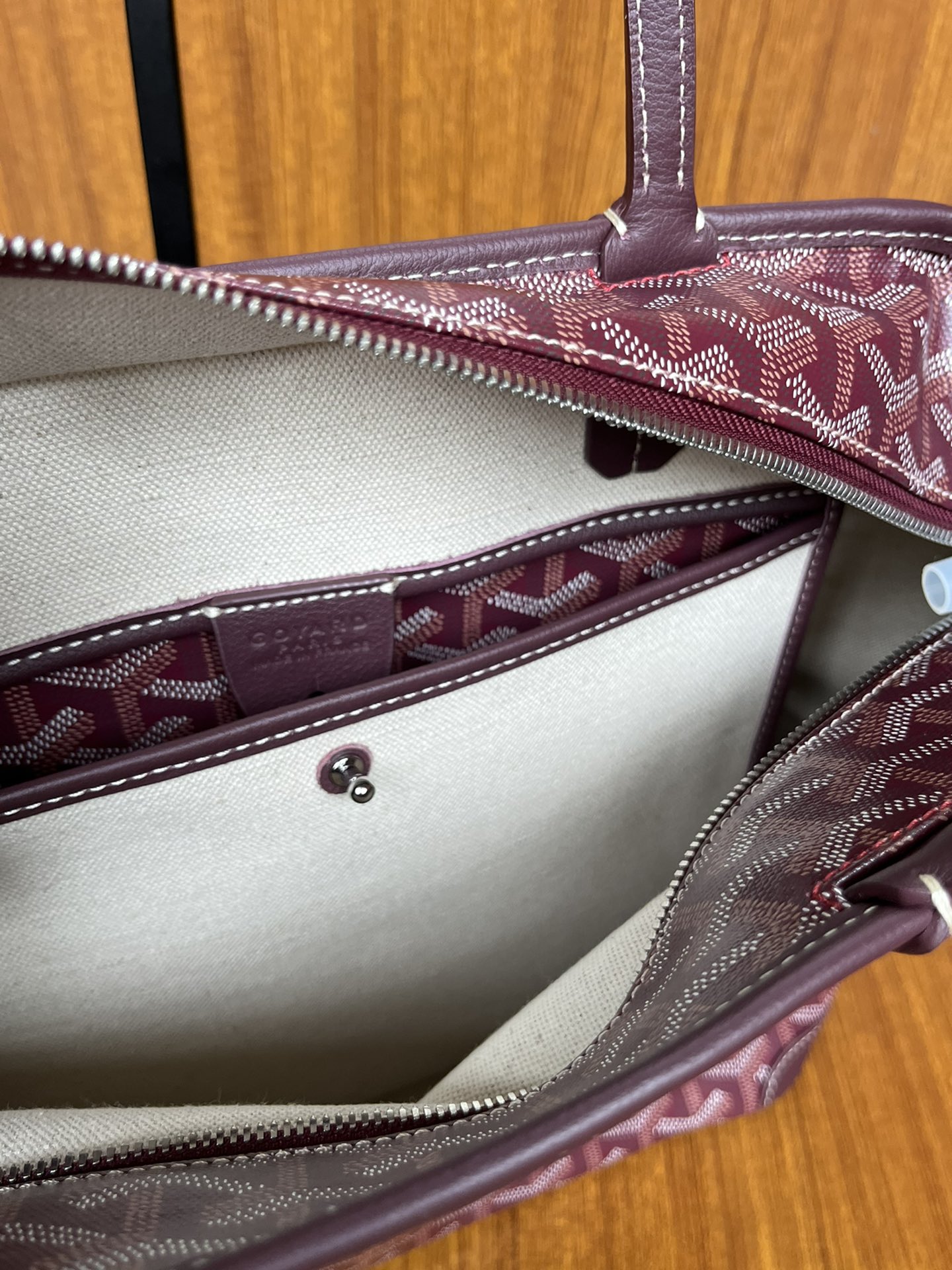 GOYARD Goyardine Artois PM Burgundy 1202449 |