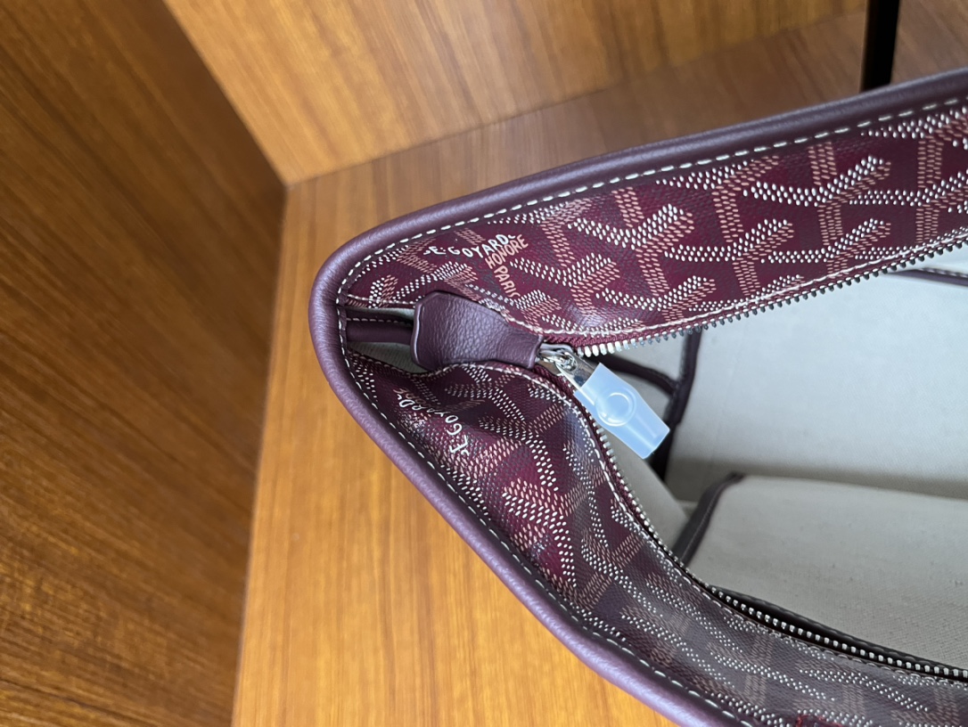 GOYARD Goyardine Artois PM Burgundy 1202449 |