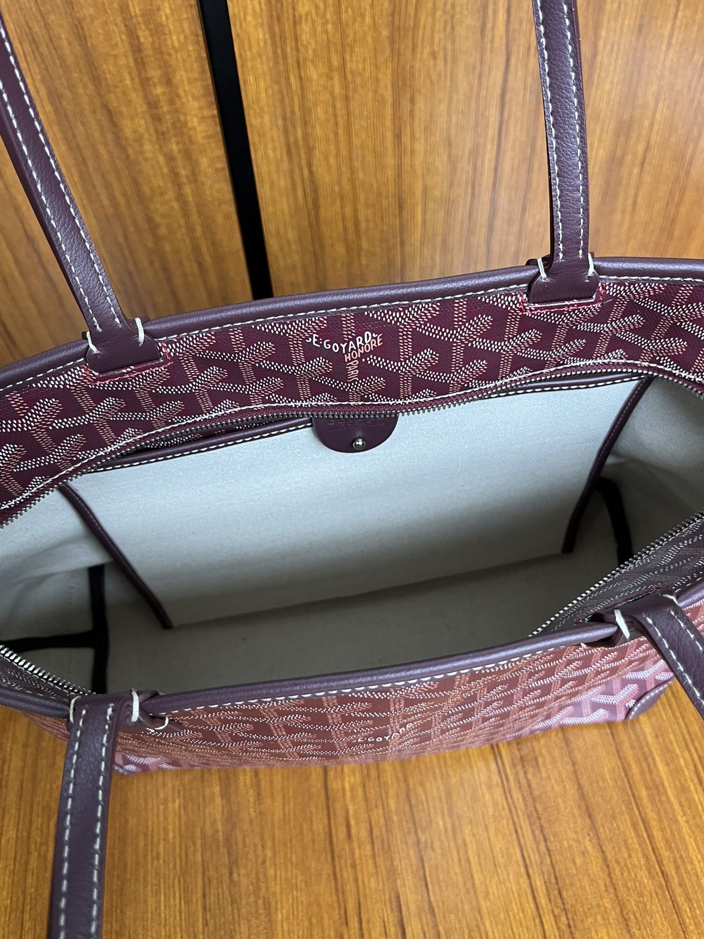 GOYARD Goyardine Artois PM Burgundy 1202449 |