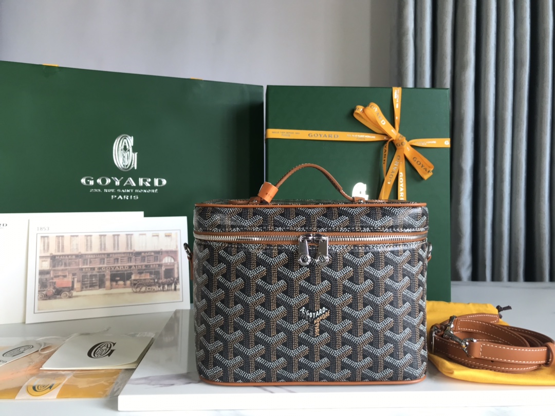 Goyard Brown  Goyardine Muse Vanity Case Cloth Cloth