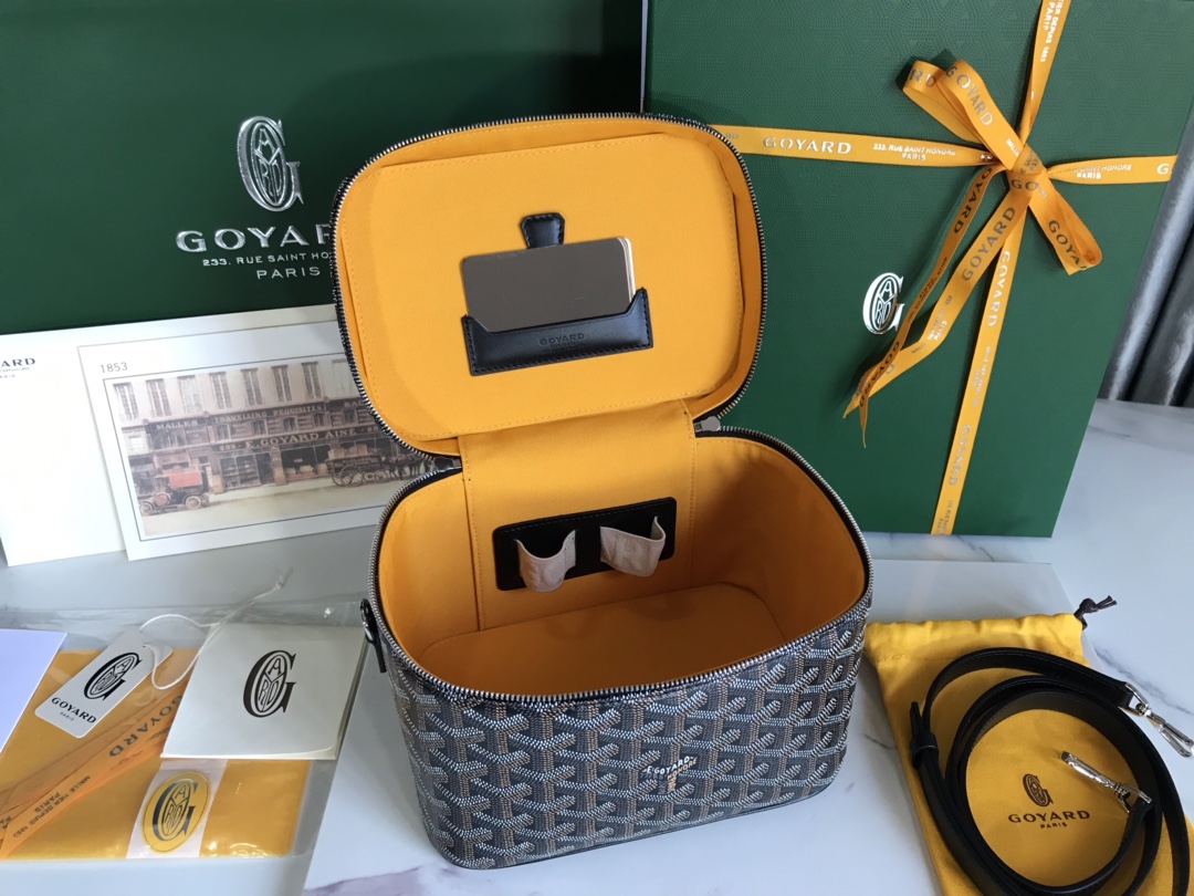 Goyard Black Goyardine Muse Vanity Case Cloth Cloth