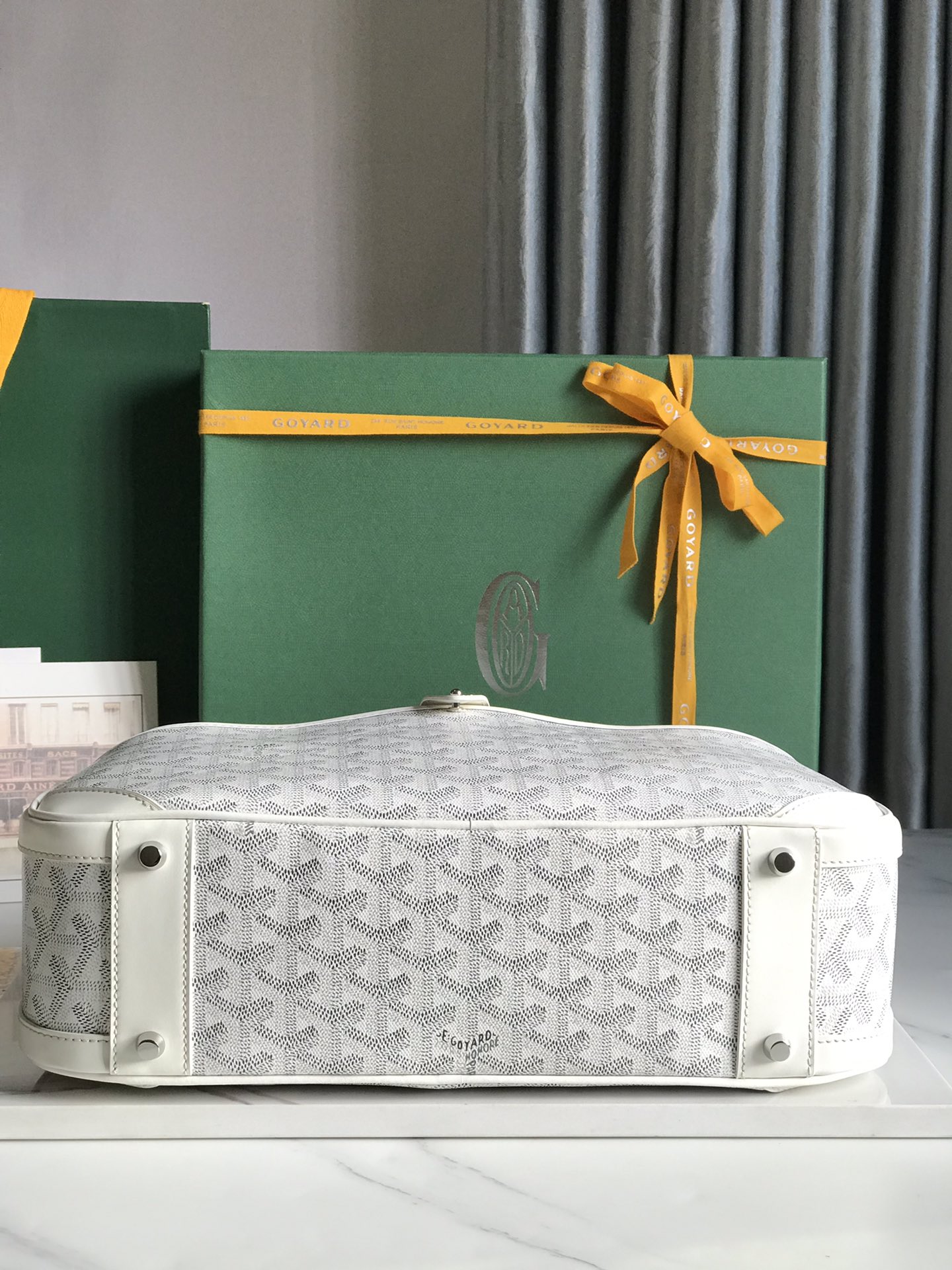 GOYARD Goyardine Saint Jeanne MM Bowler White