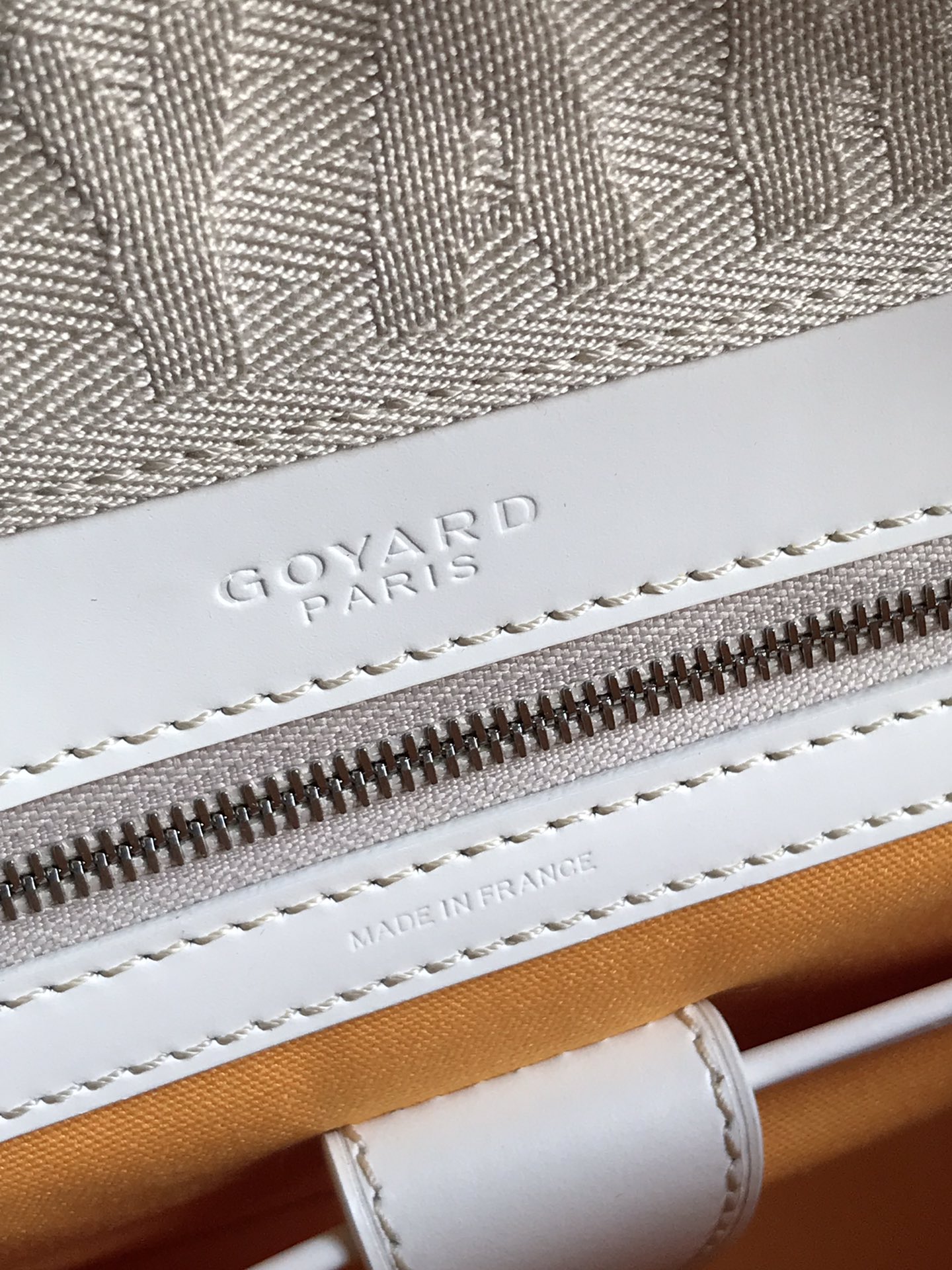 GOYARD Goyardine Saint Jeanne MM Bowler White