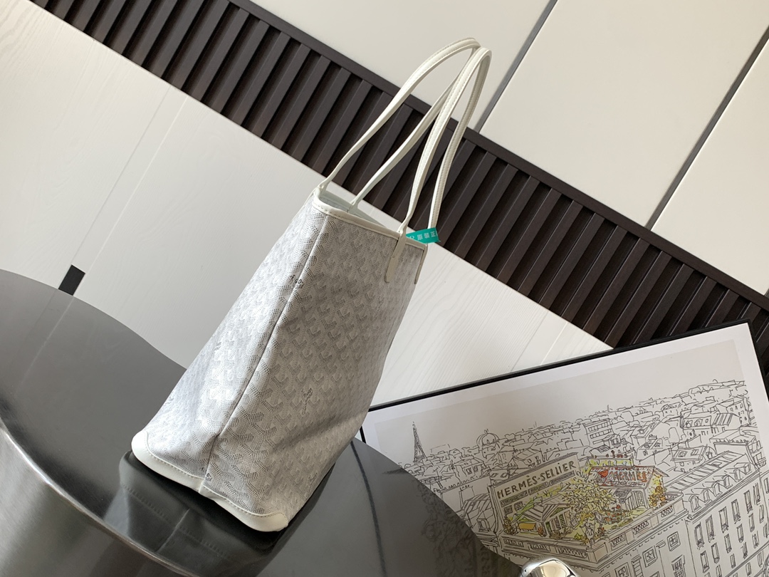 Goyard White Goyardine Artois GM Leather Cloth Pony-style calfskin Cloth ref.981279