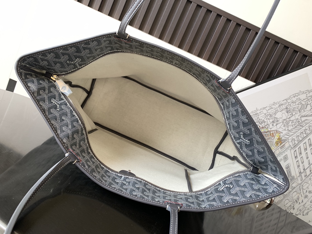 Goyard shoulder bag Grey Leather ref.907902