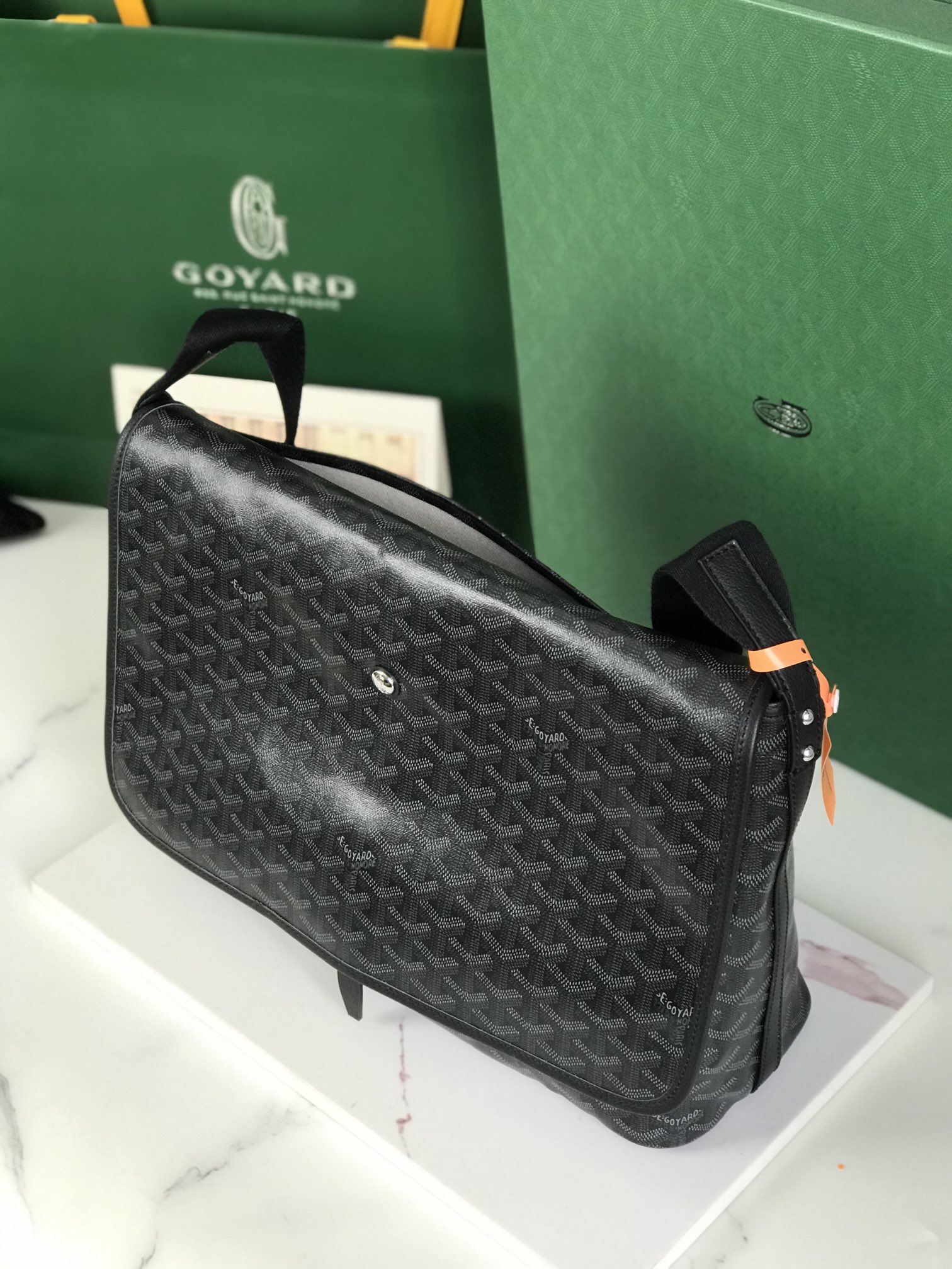 Goyard Jet Black Capetien MM Messenger Bag