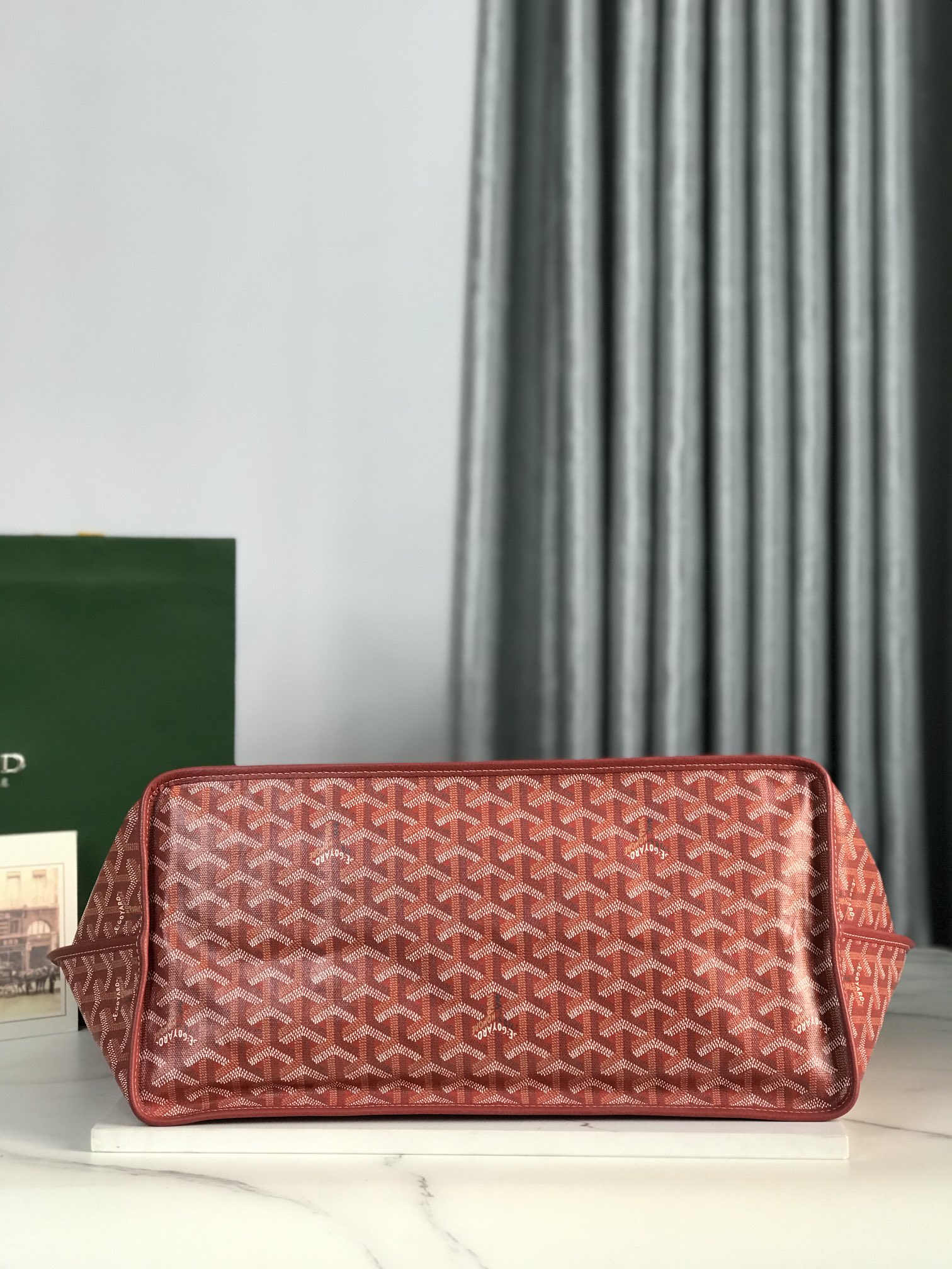 Goyard Pre-Loved Artois GM bag for Women - Red in