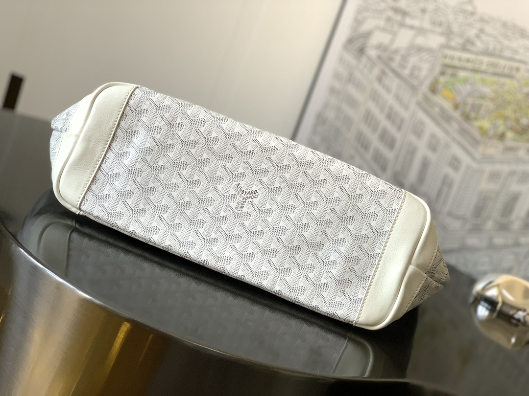 Goyard White Goyardine Coated Canvas and Leather Saint Louis