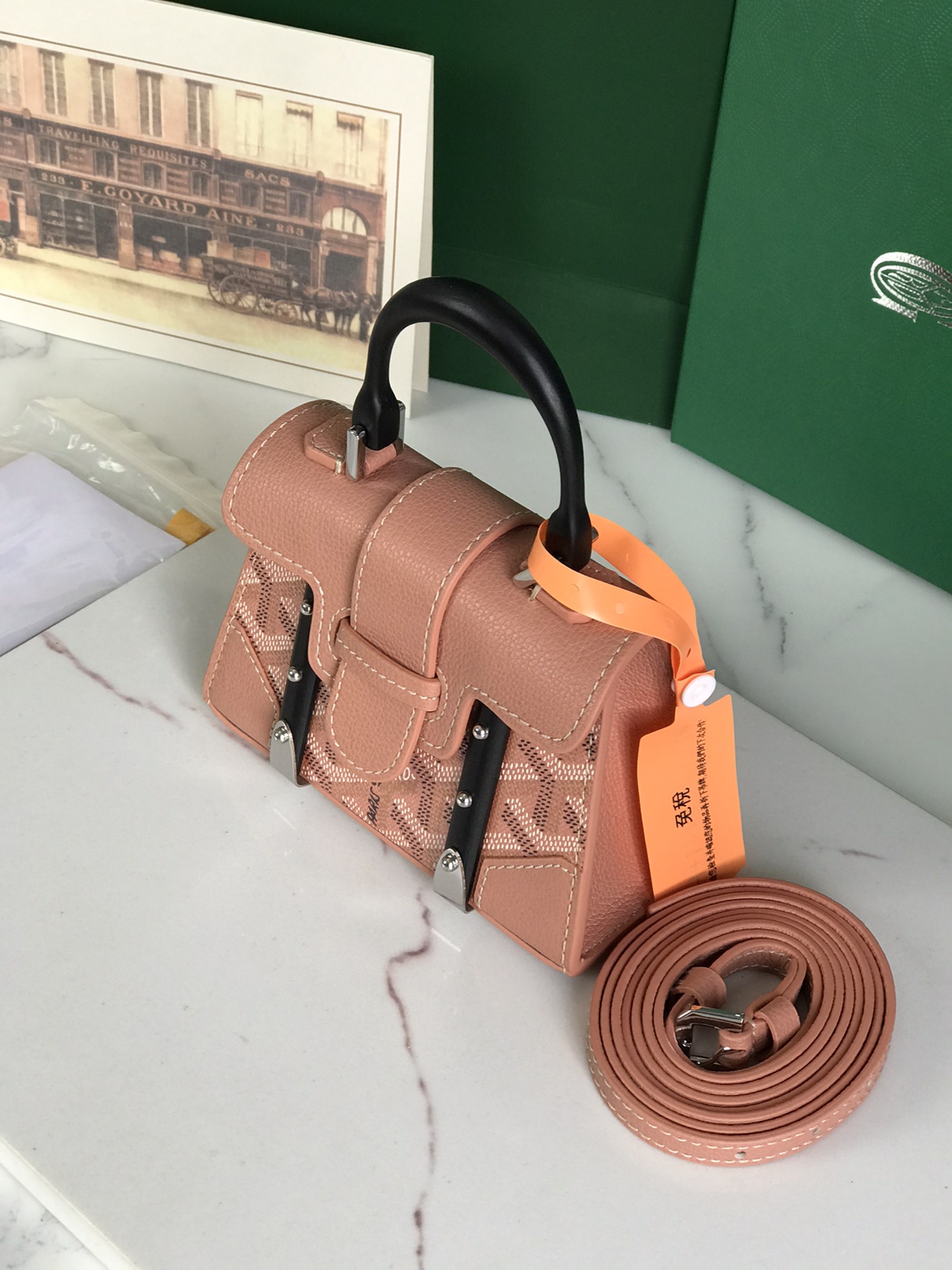 GOYARD Iridescent Goyardine Structure Nano Saigonbag pink