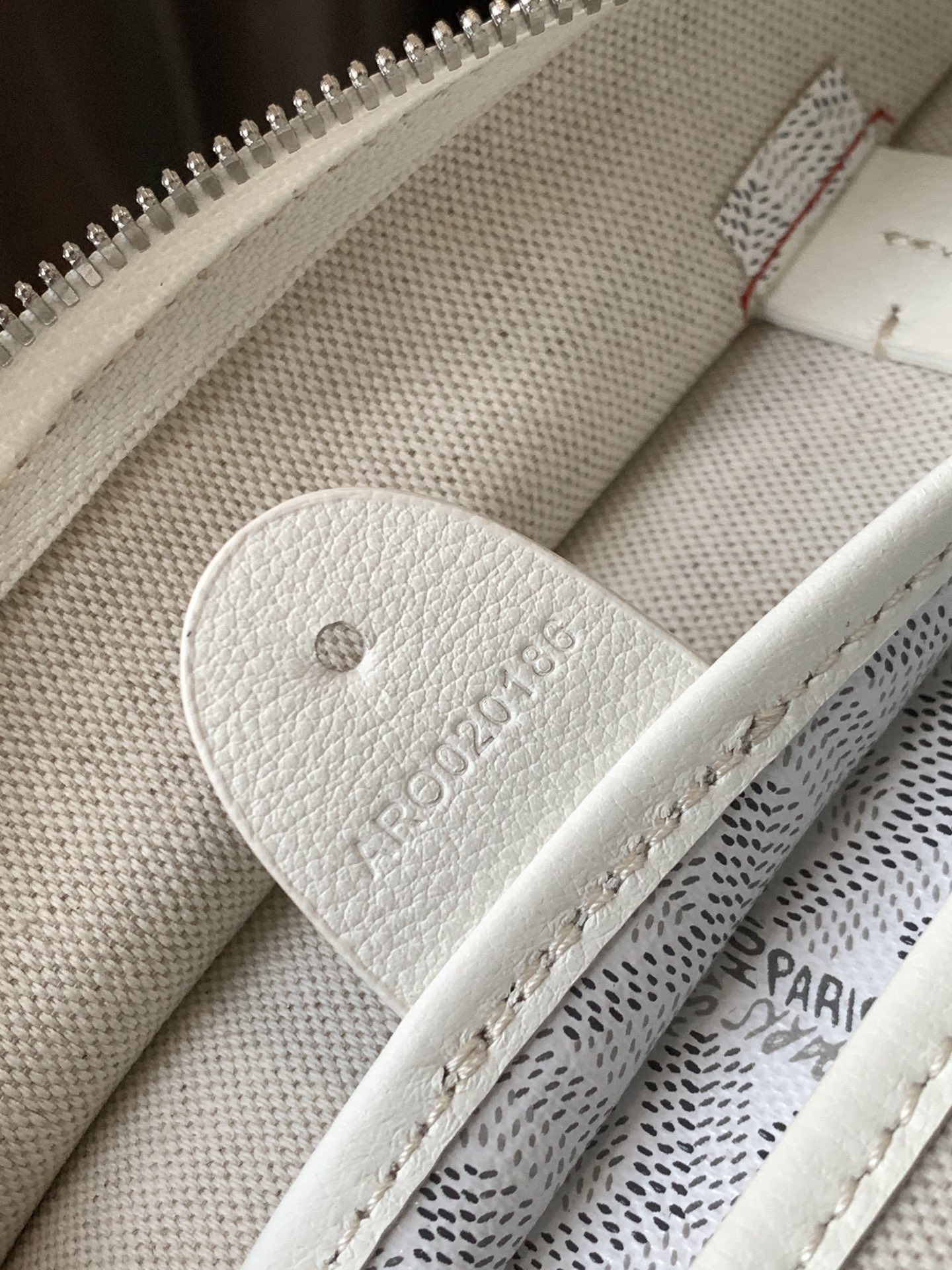Goyard White Goyardine Coated Canvas and Leather Saint Louis