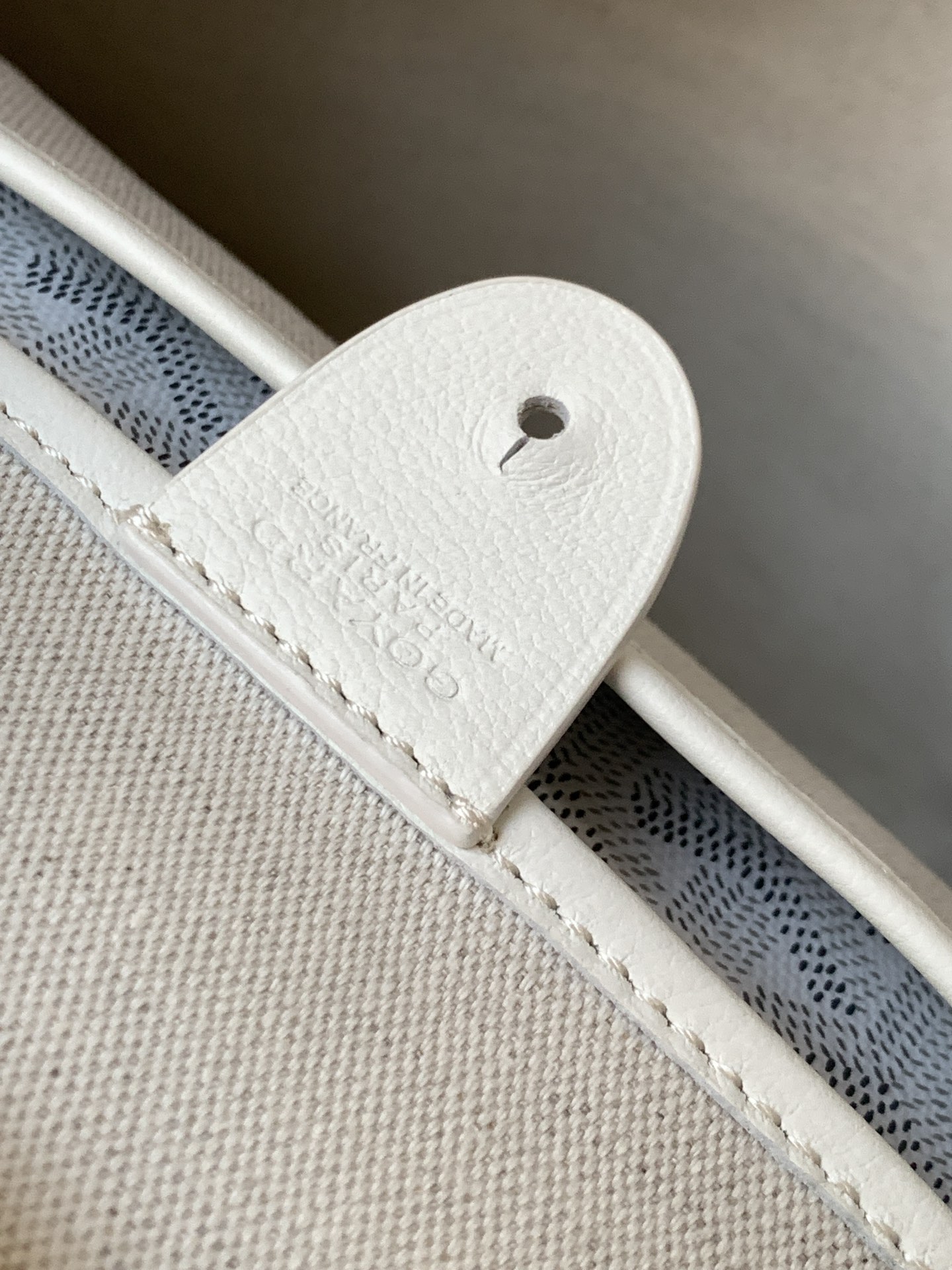Goyard White Goyardine Coated Canvas and Leather Saint Louis