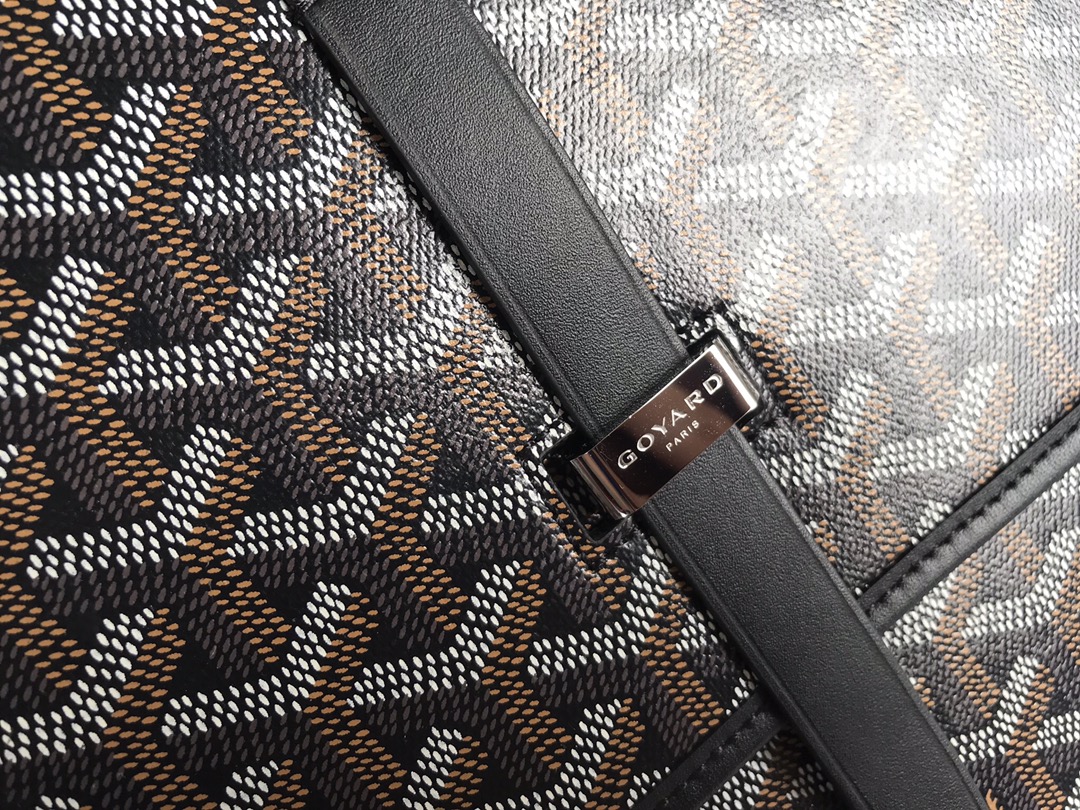 GOYARD Goyardine Belvedere II PM Messenger Bag Black