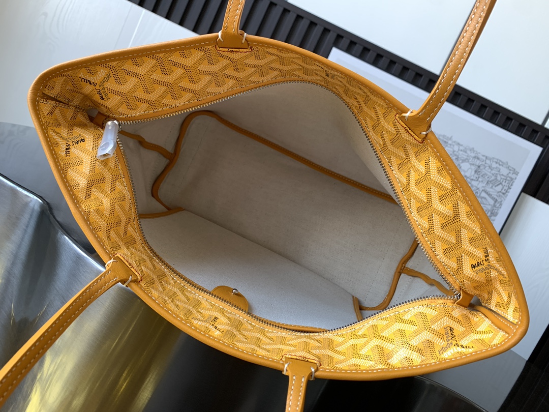 Goyard Yellow Goyardine Coated Canvas and Leather Saint Louis PM Tote Goyard |