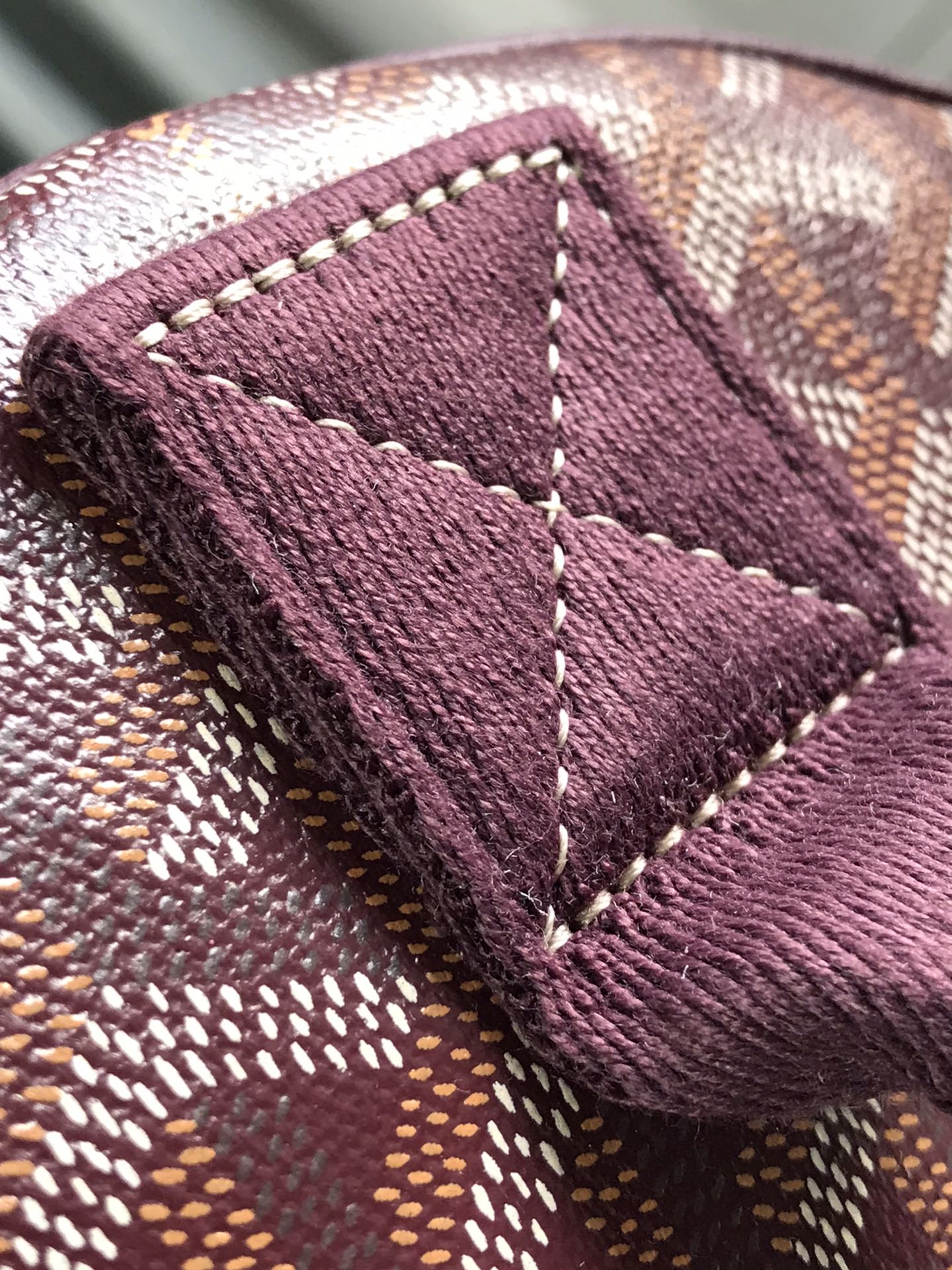 Goyard Barrel 40 Sports Bag Burgundy