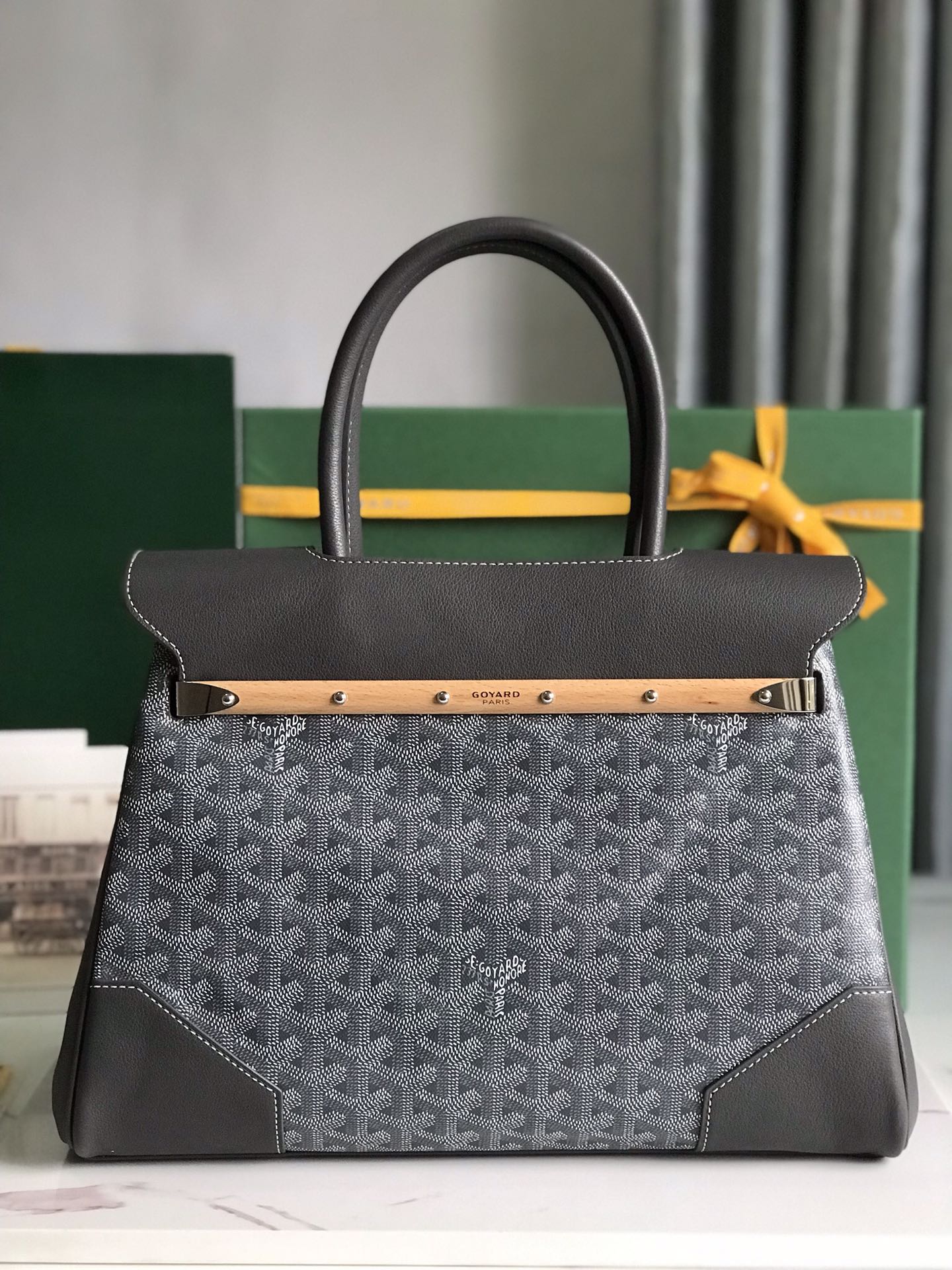 Goyard Sac Saigon Structuré Mini Black Women's Handbag |