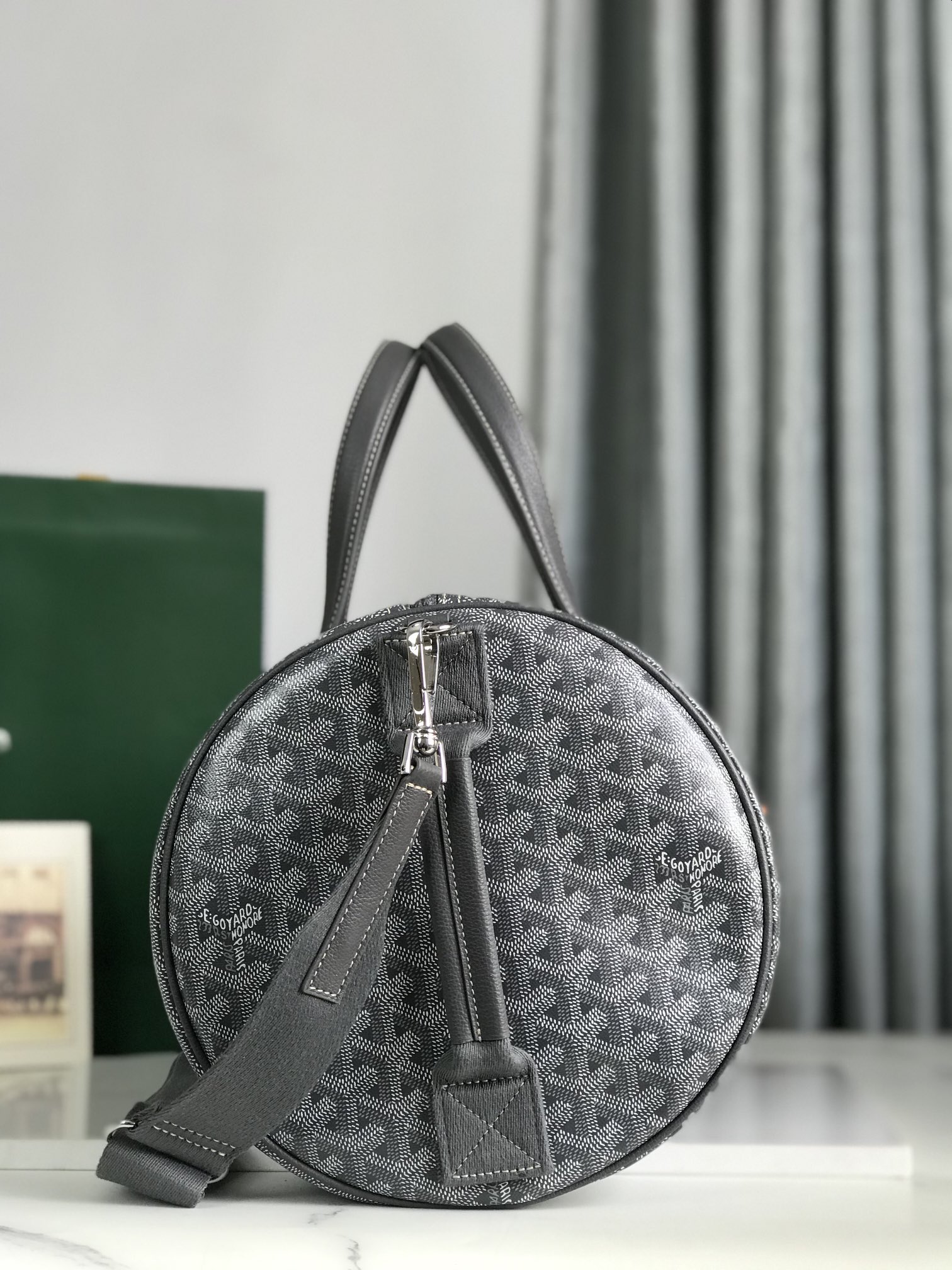 Goyard Barrel 40 Sports Bag gray